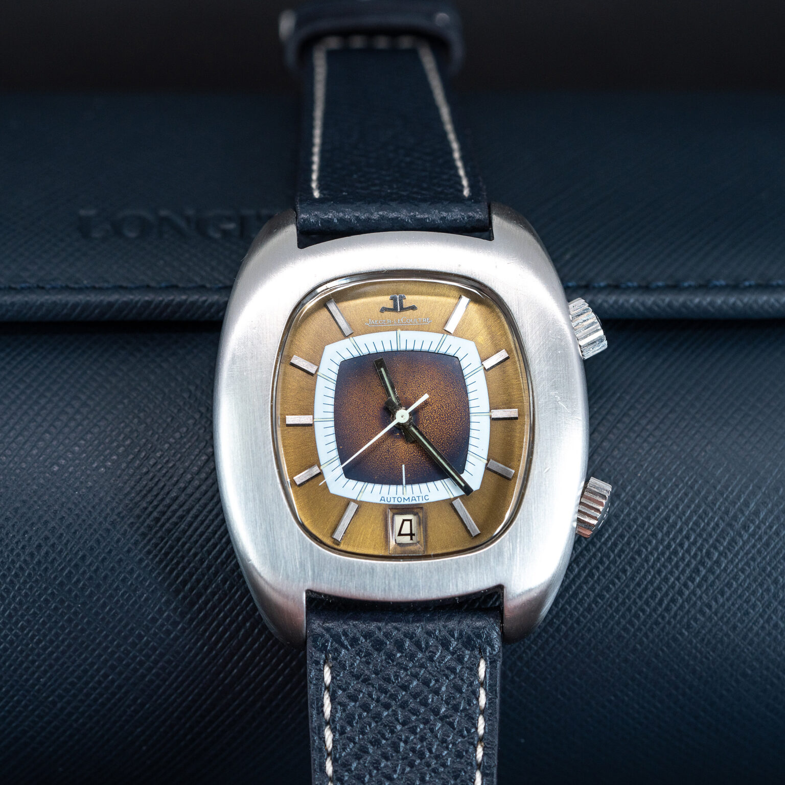 Jaeger_LeCoultre_Memovox_E872-4.jpg