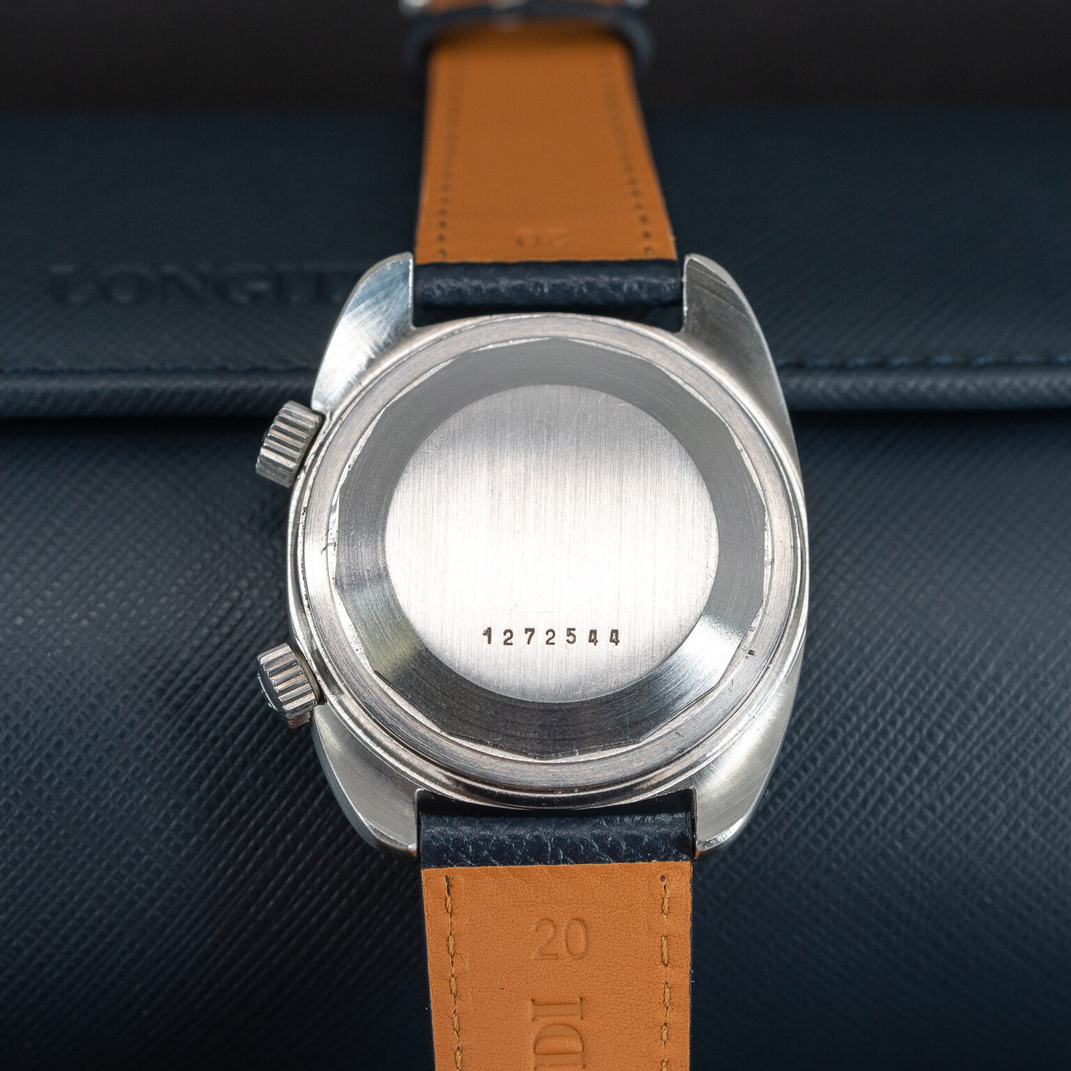 Jaeger_LeCoultre_Memovox_E872-6.jpg