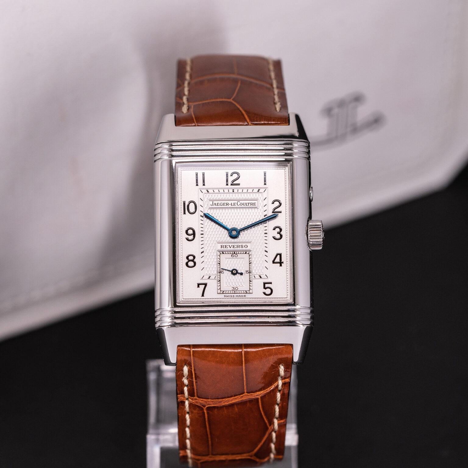 Jaeger_LeCoultre_Reverso_270.8.54-6.jpg
