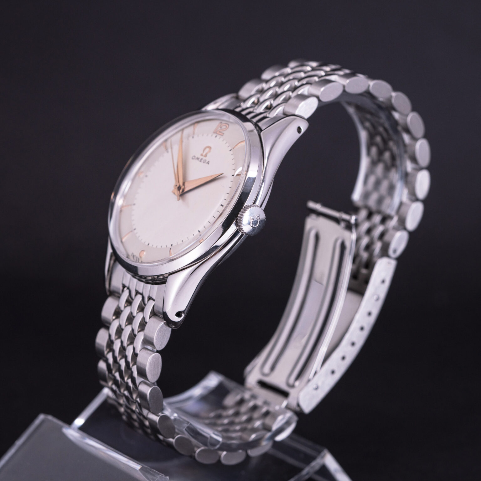 Omega-CK2504-1950-3.jpg
