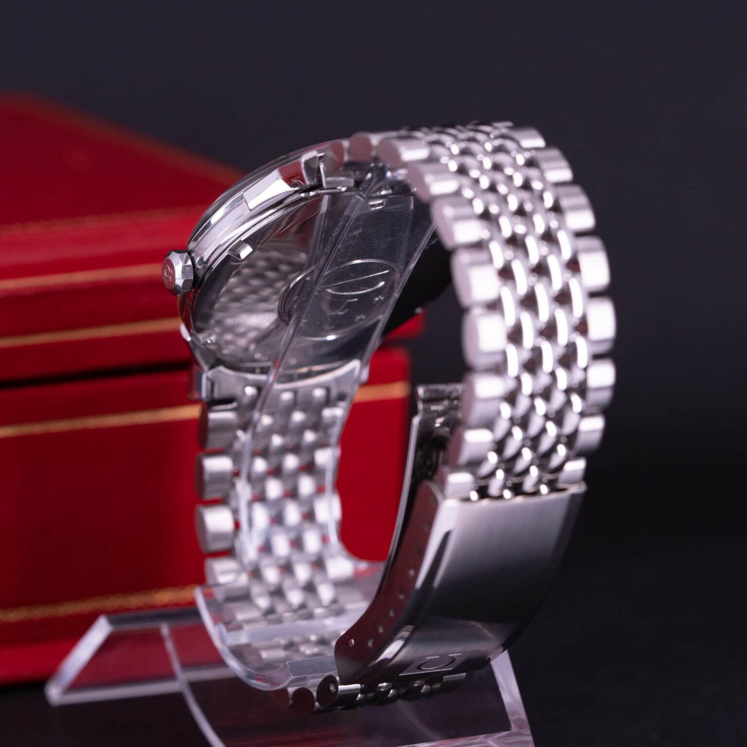 Omega-Constellation-Pie-Pan-1968-4.jpg