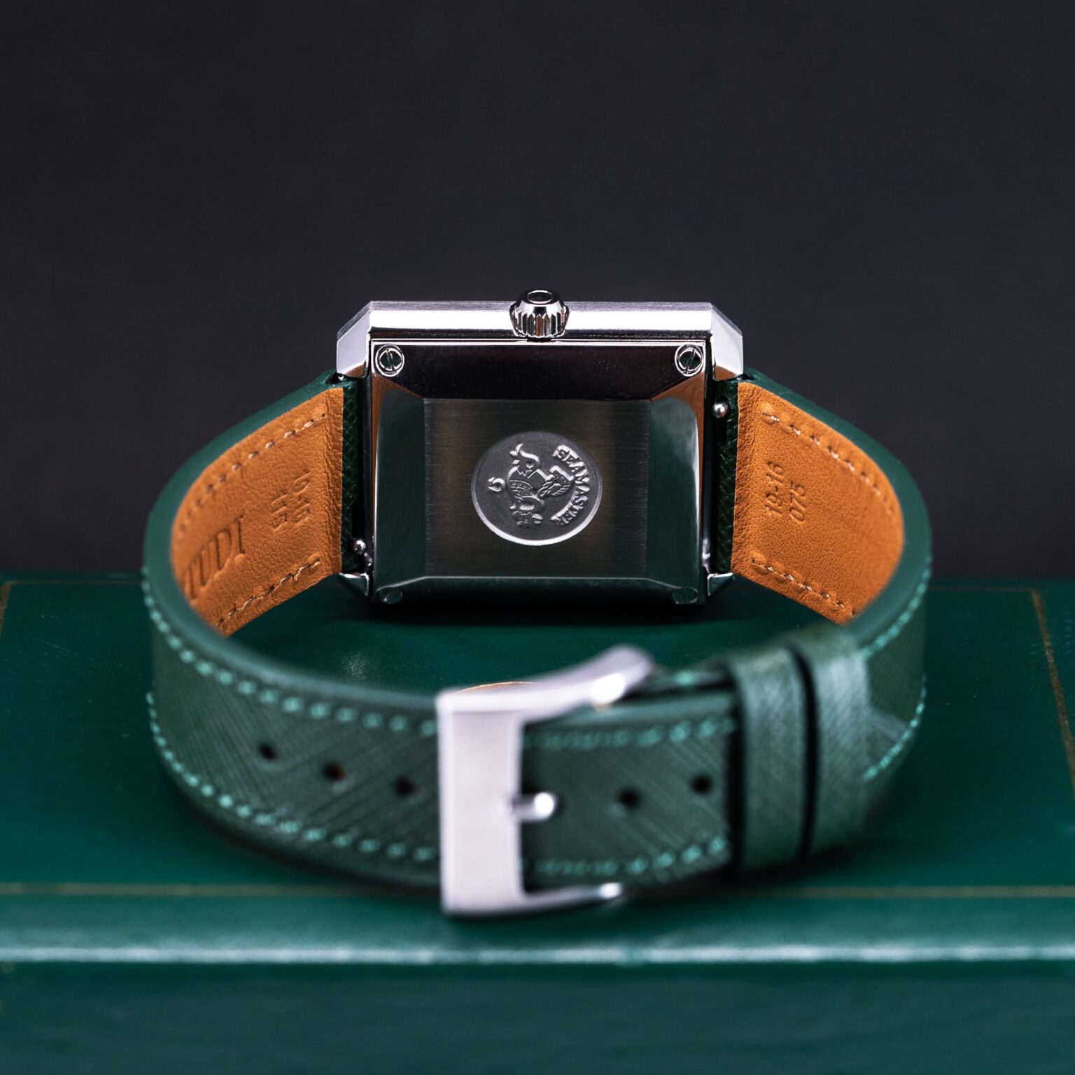 Omega-Mariner-Quarz-TT-4.jpg