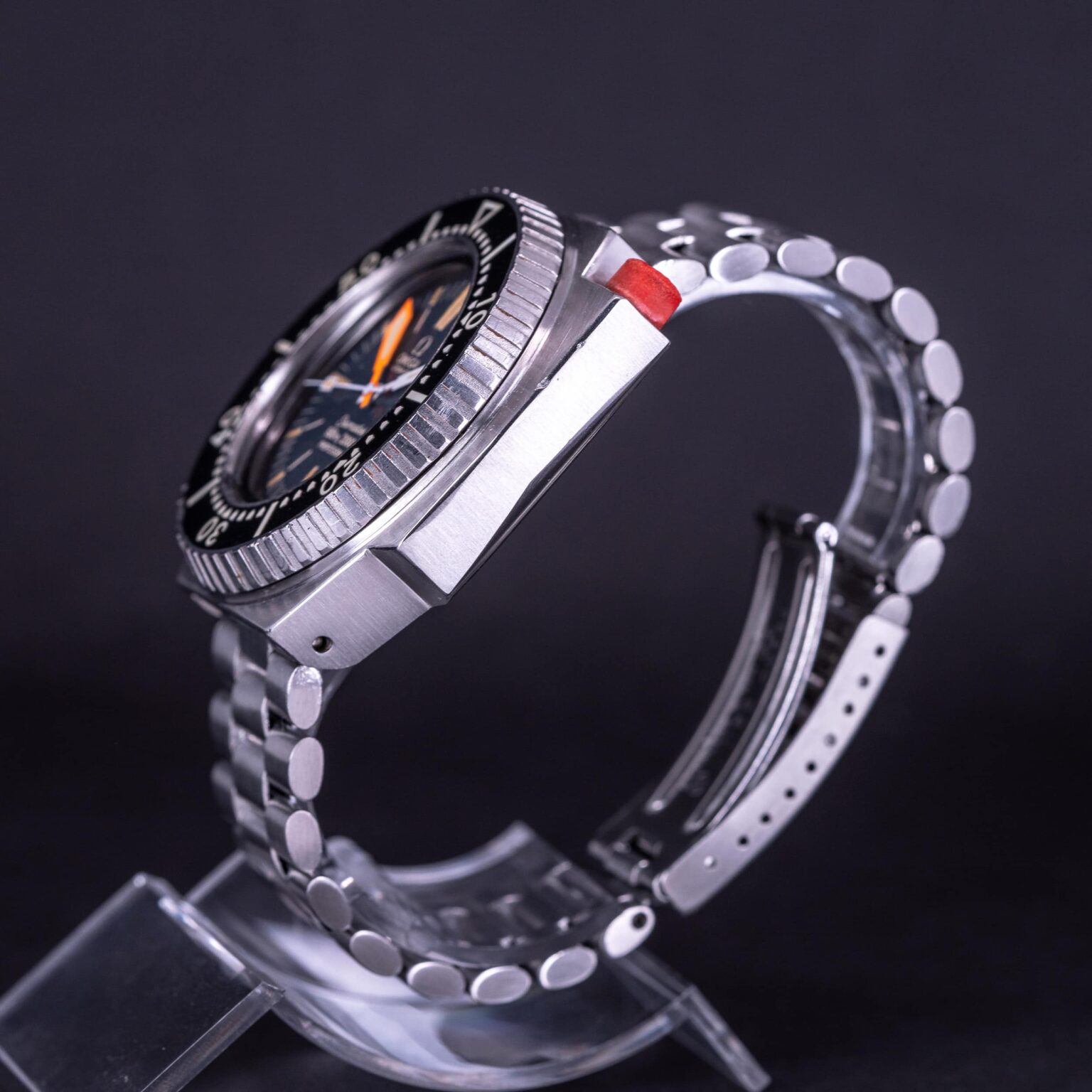 Omega-Plo-Prof-600-3.jpg