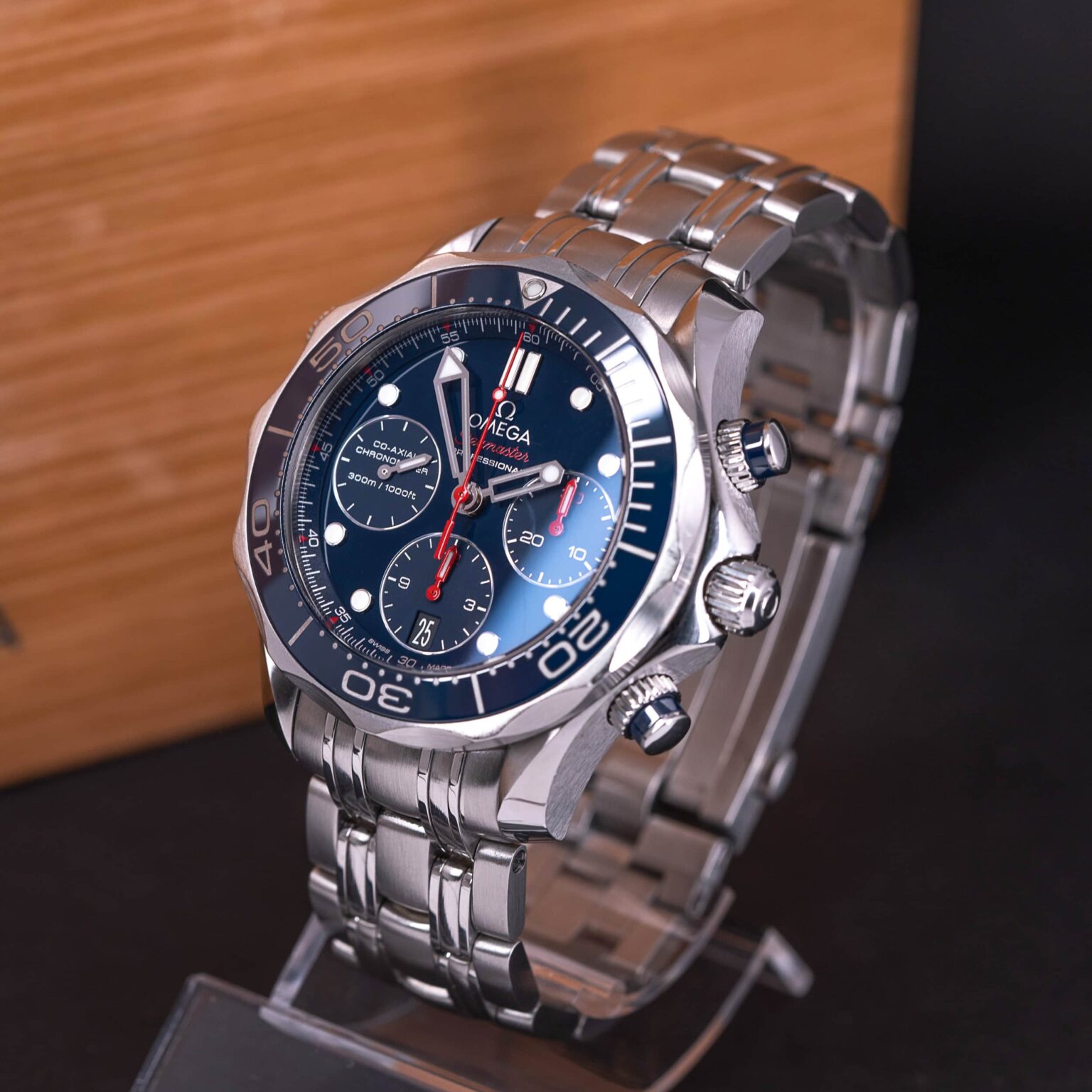 Omega-Seamaster-Professional-300M-2018-4.jpg