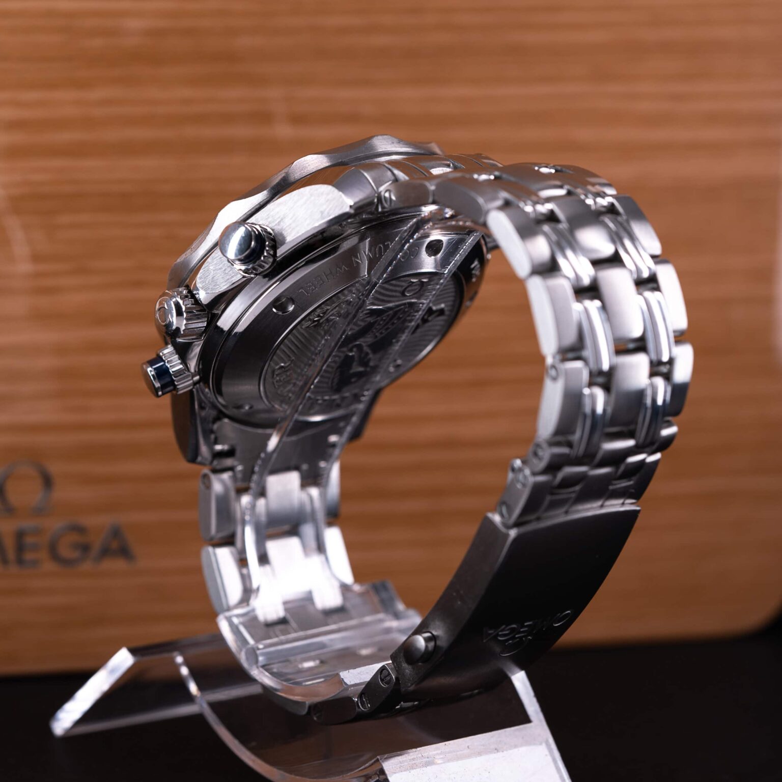 Omega-Seamaster-Professional-300M-2018-5.jpg