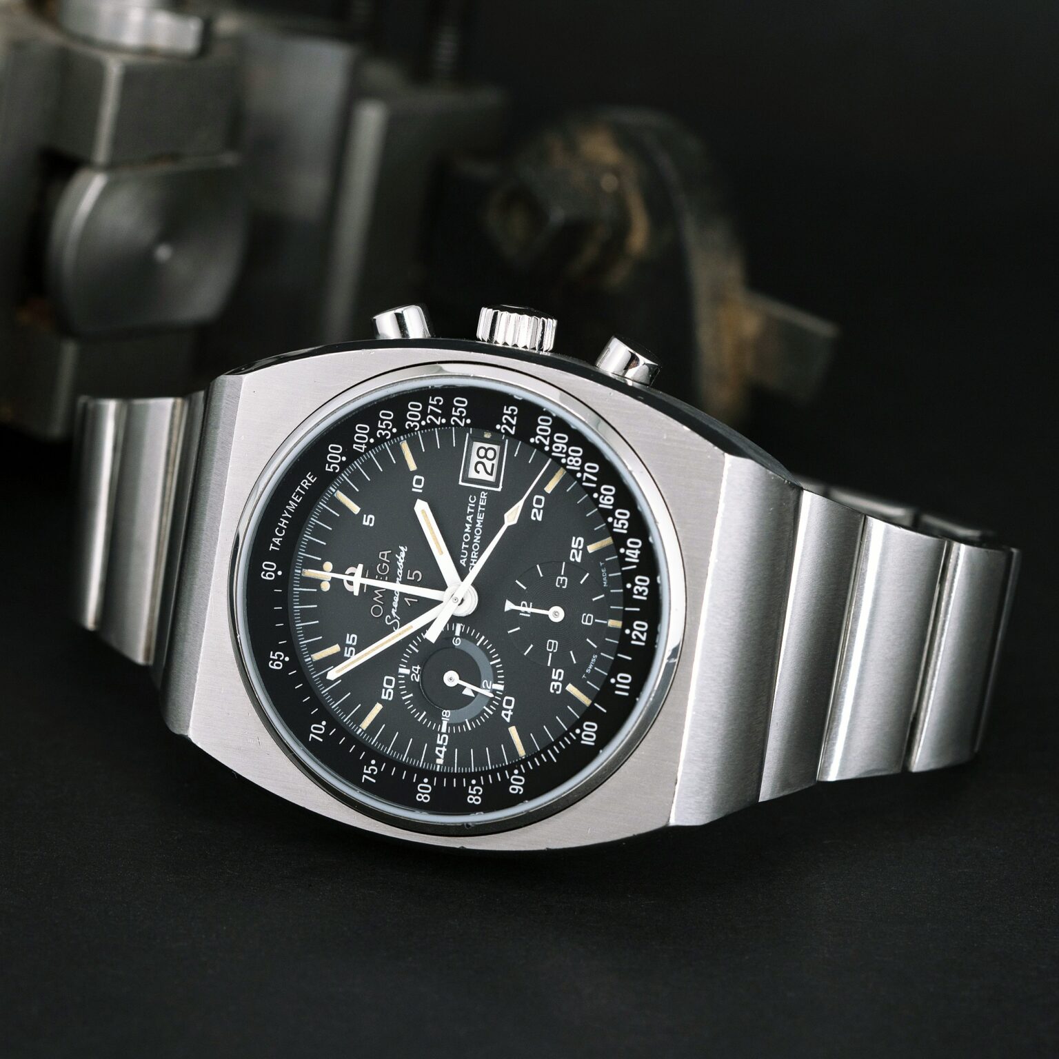 Omega-Speedmaster-125-1975-4-1.jpg