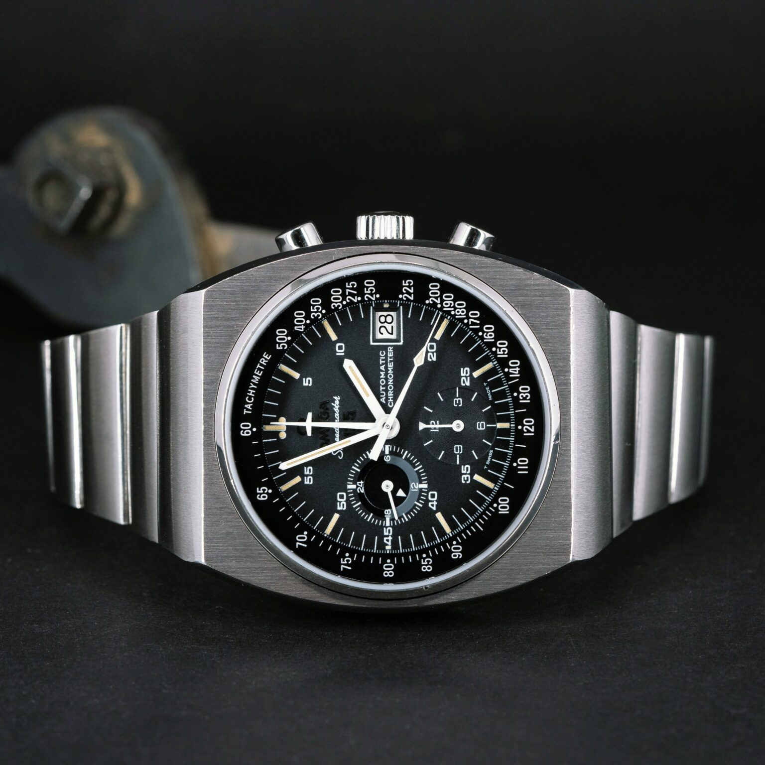 Omega-Speedmaster-125-1975-6-2.jpg