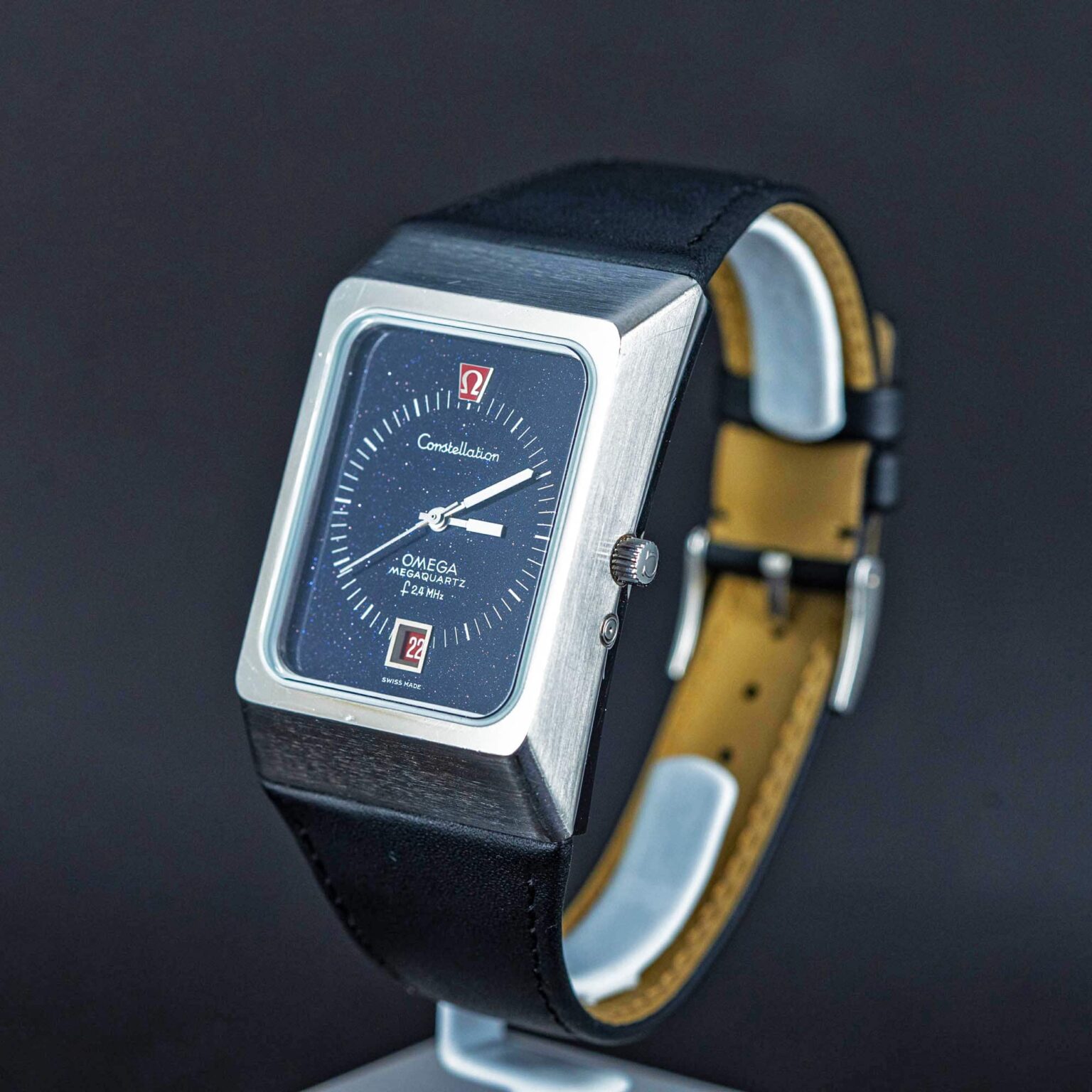 Omega_Aventurine_with_leather-2-1.jpg