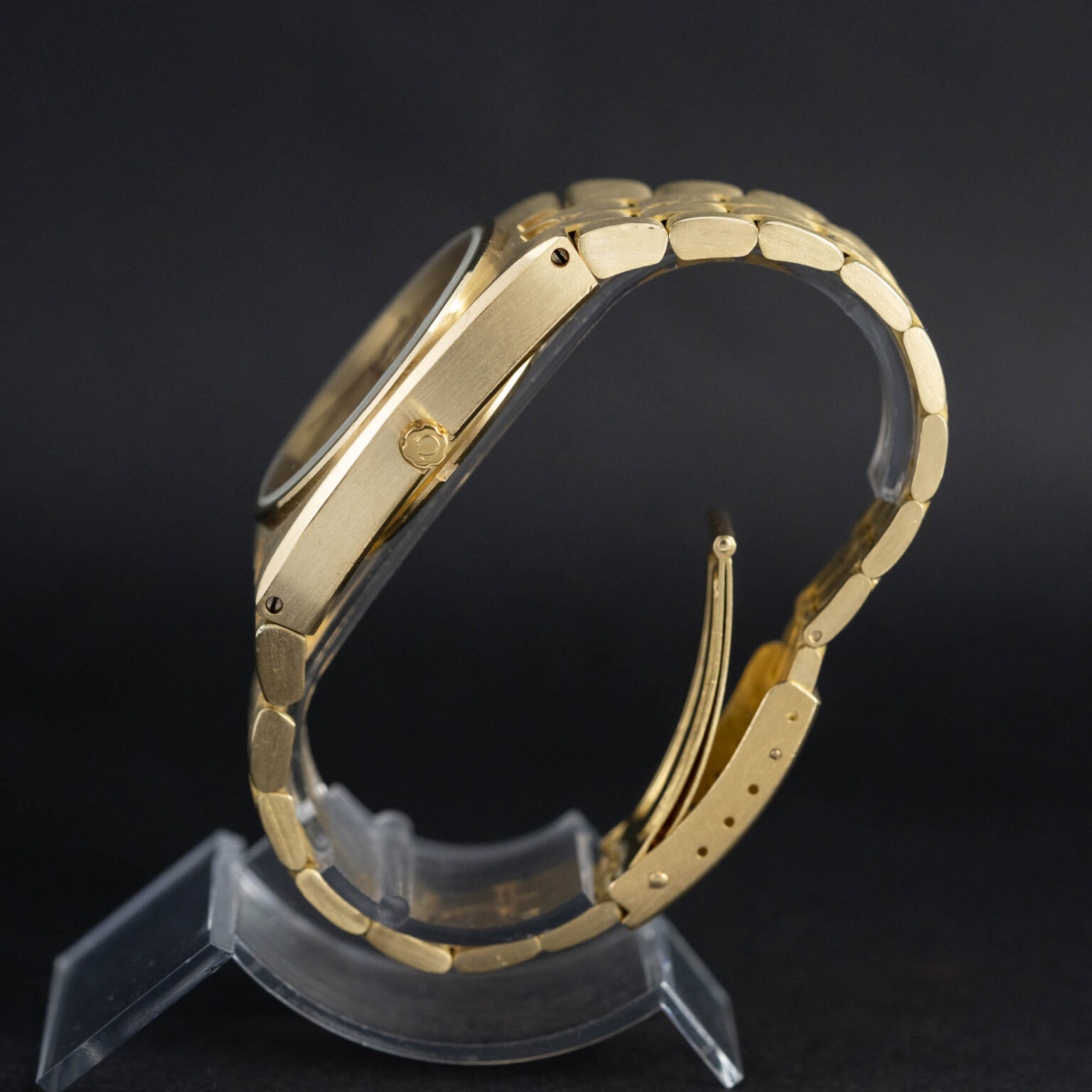 Omega_Constellation_18k_f300-9.jpg