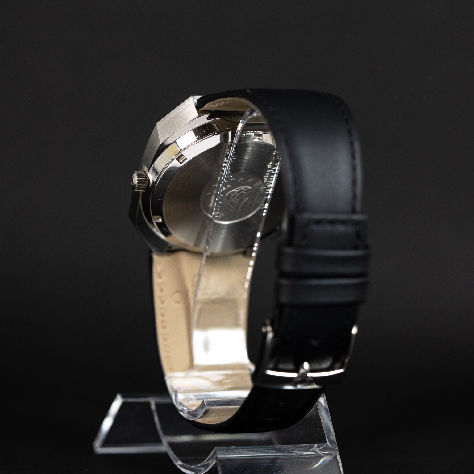 Omega_Constellation_300f_white-3.jpg