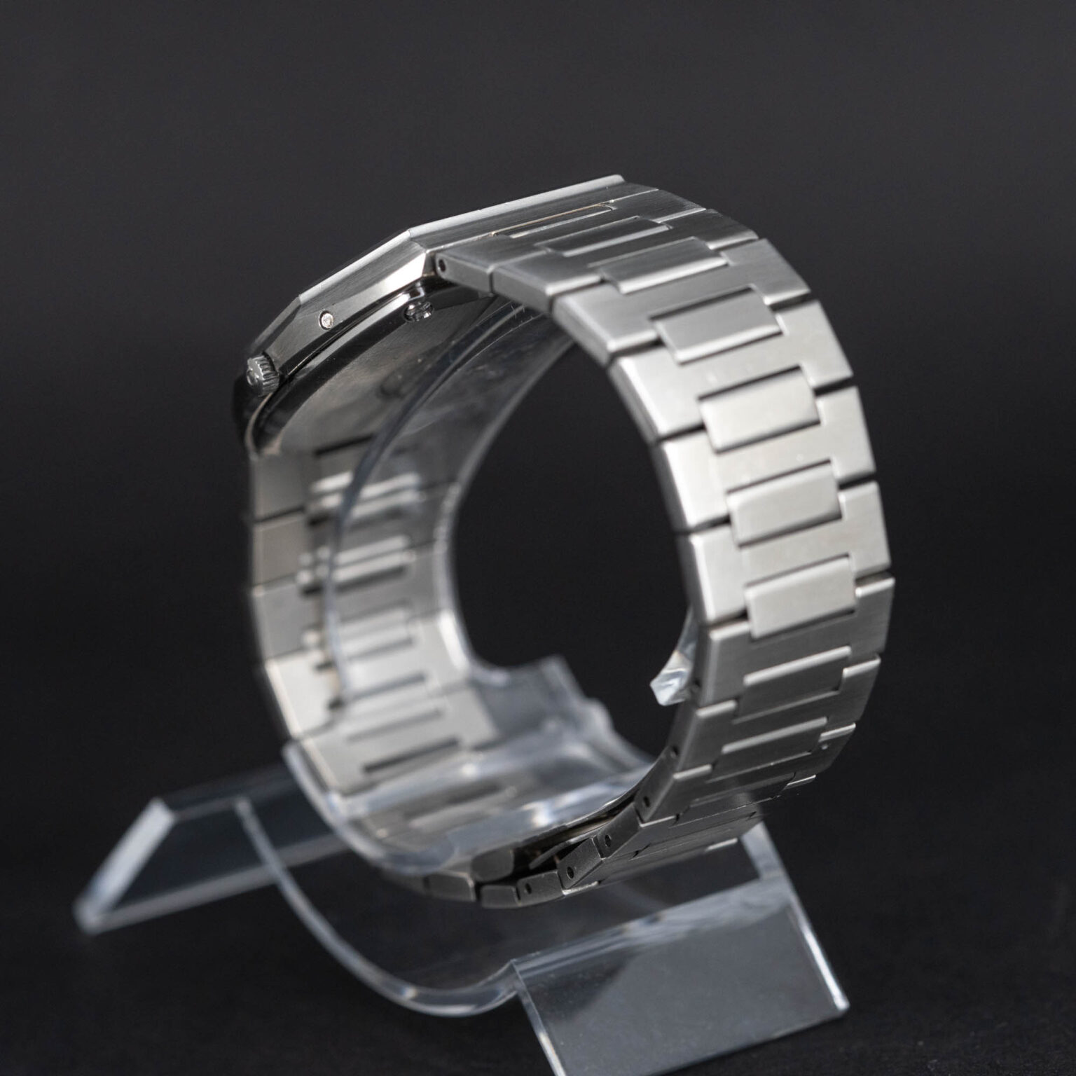 Omega_Constellation_Quarz_1978-4.jpg