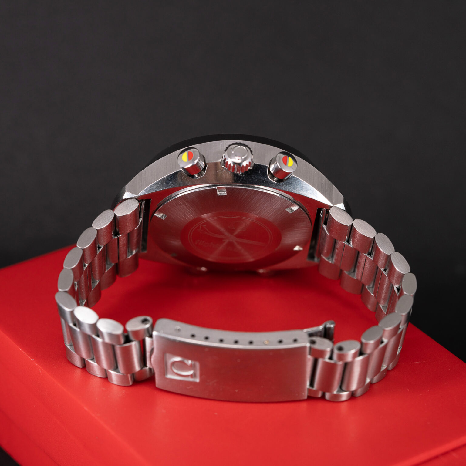 Omega_Flightmaster_911_1970-3.jpg