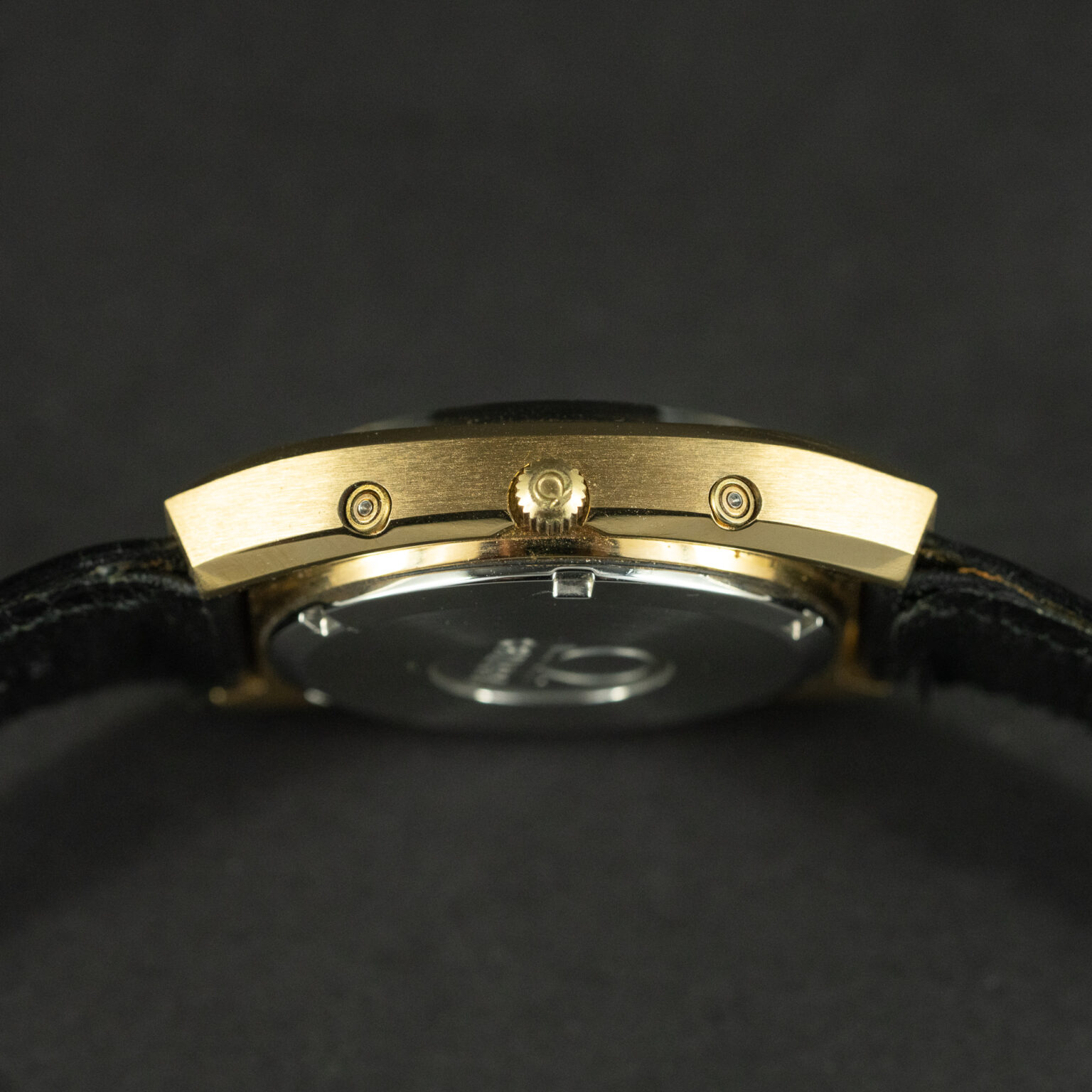 Omega_Geneve_Megaquarz_NOS-3.jpg