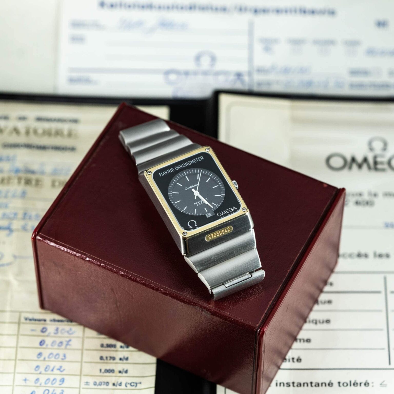Omega_Marine_Chronometer_1516_1977-2-2.jpg