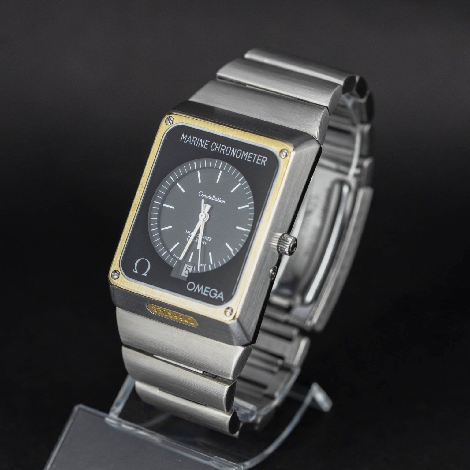 Omega_Marine_Chronometer_1516_1977-9-2.jpg
