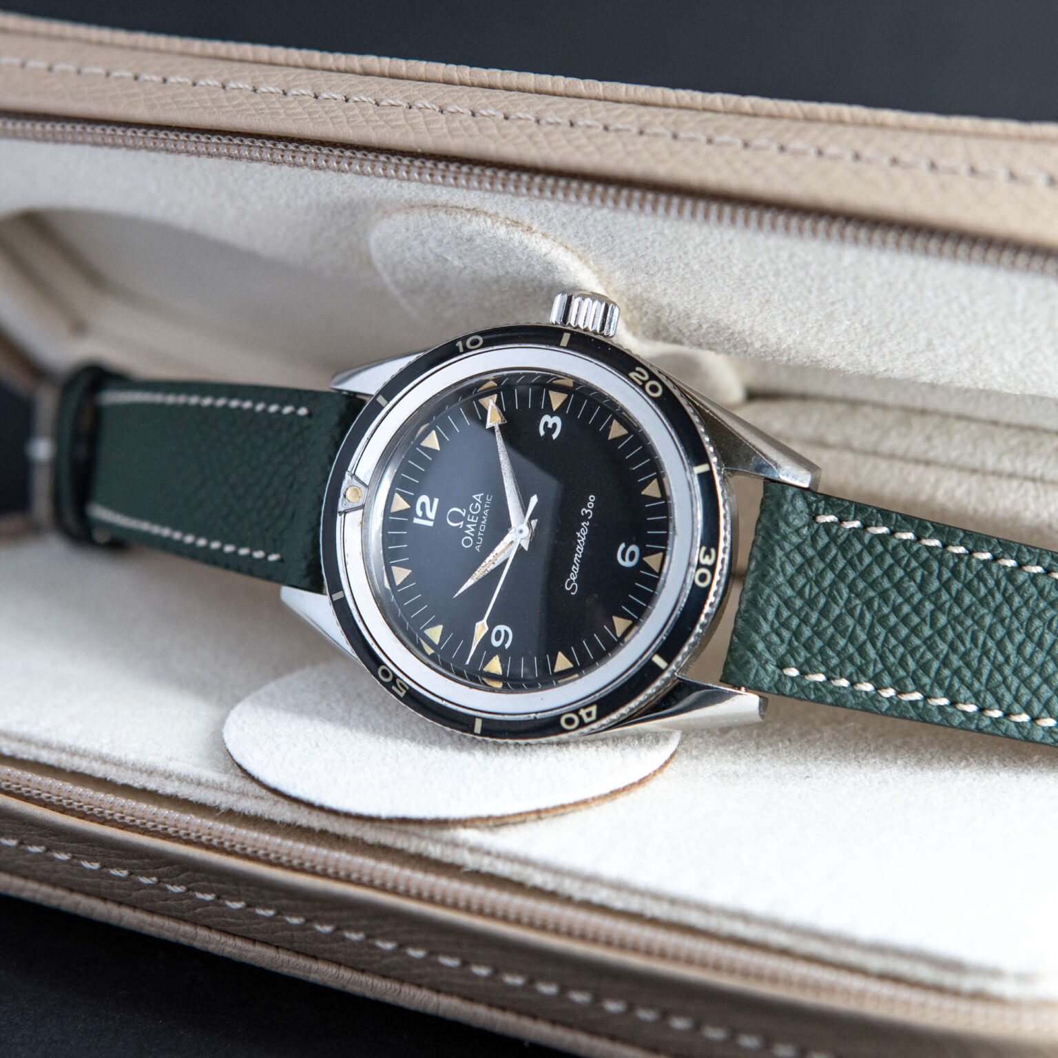 Omega_Seamaster-300_14755-6-scaled-1.jpg