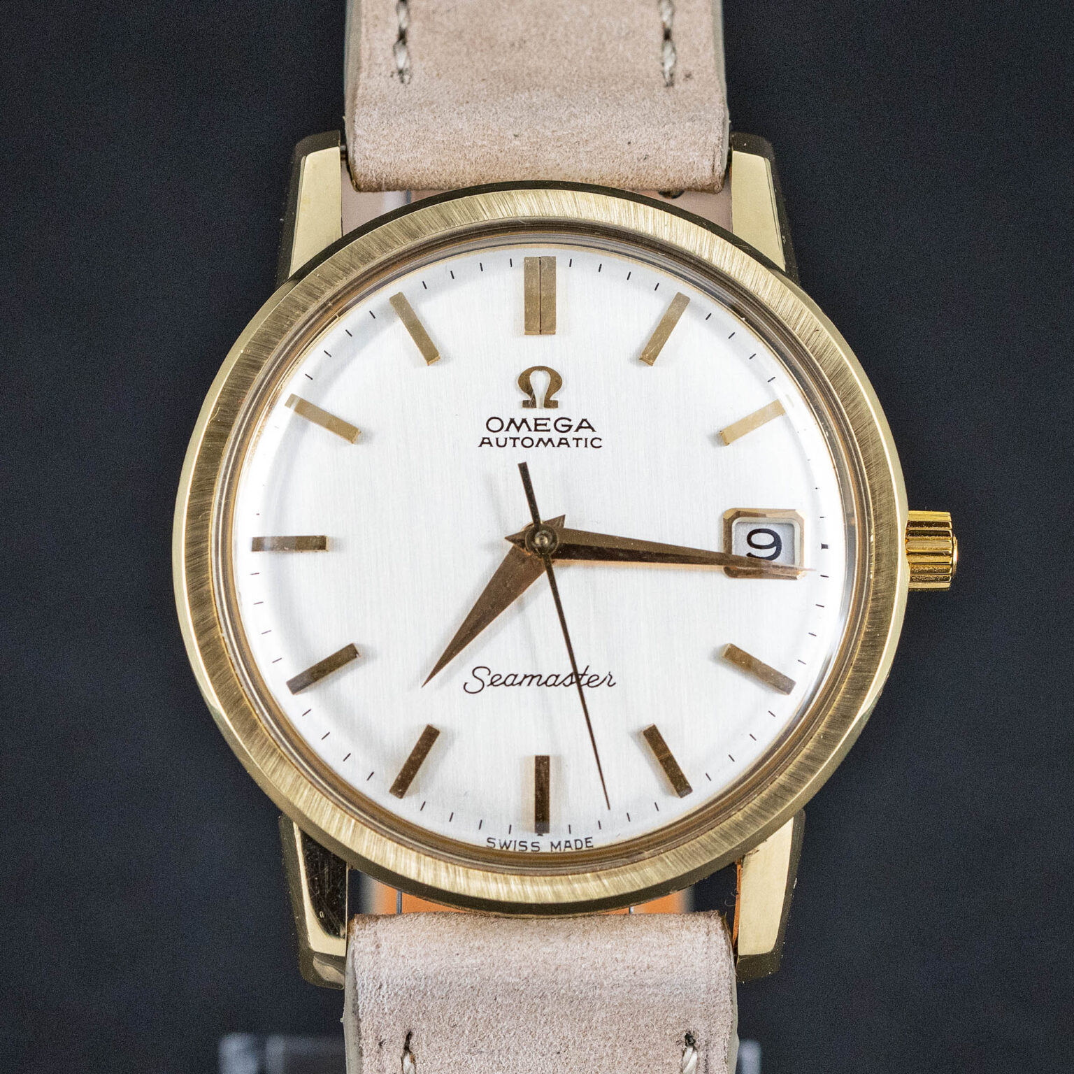 Omega_Seamaster_18k_1967-6.jpg