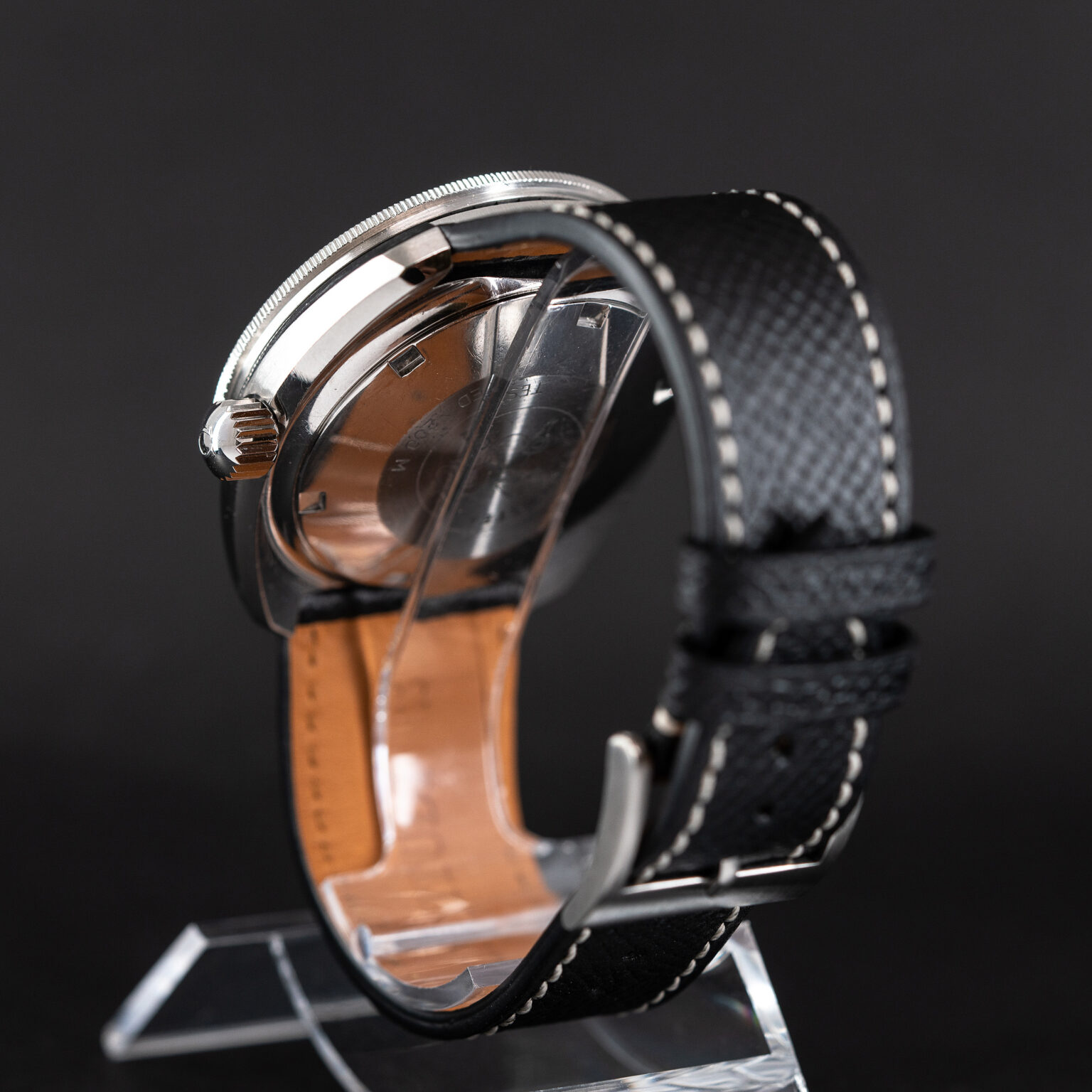 Omega_Seamaster_200_Banana_1969-4.jpg