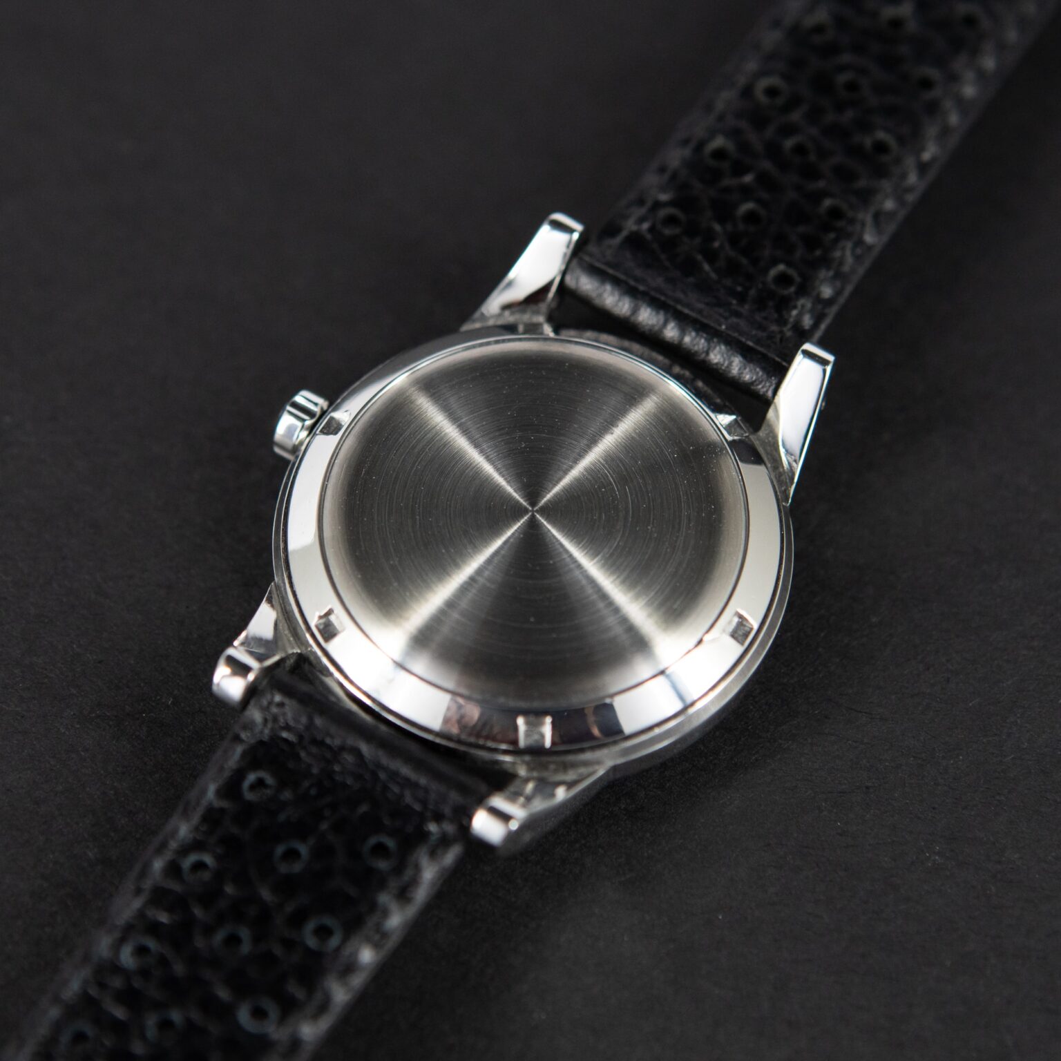 Omega_Seamaster_2494-2.jpg