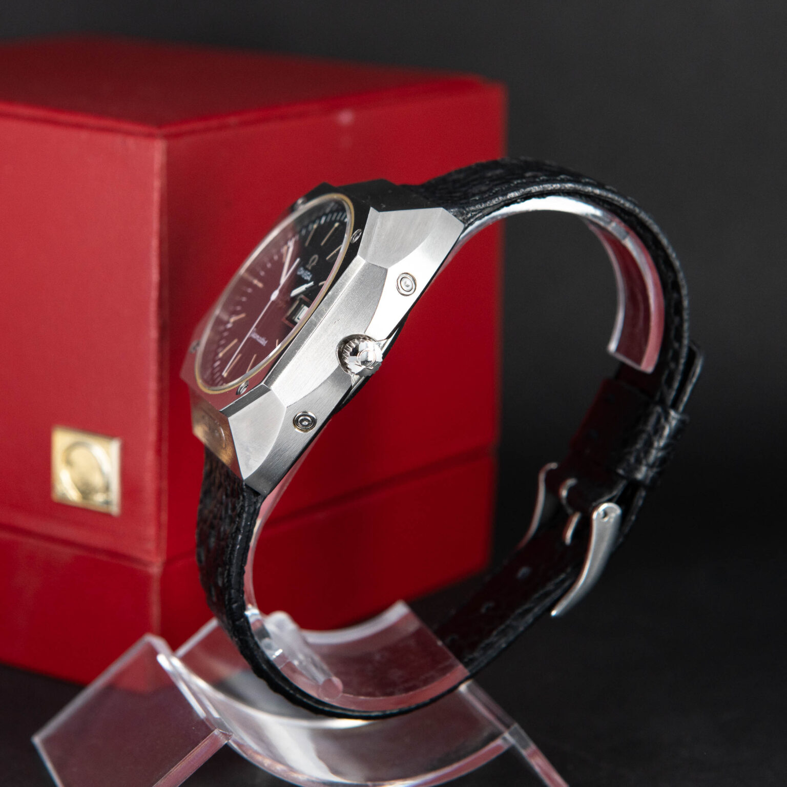 Omega_Seamaster_Mariner_1975-3.jpg