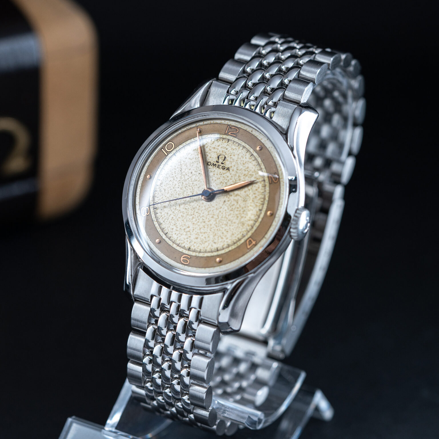 Omega_Sector-Dial_2487_1947-7-1.jpg