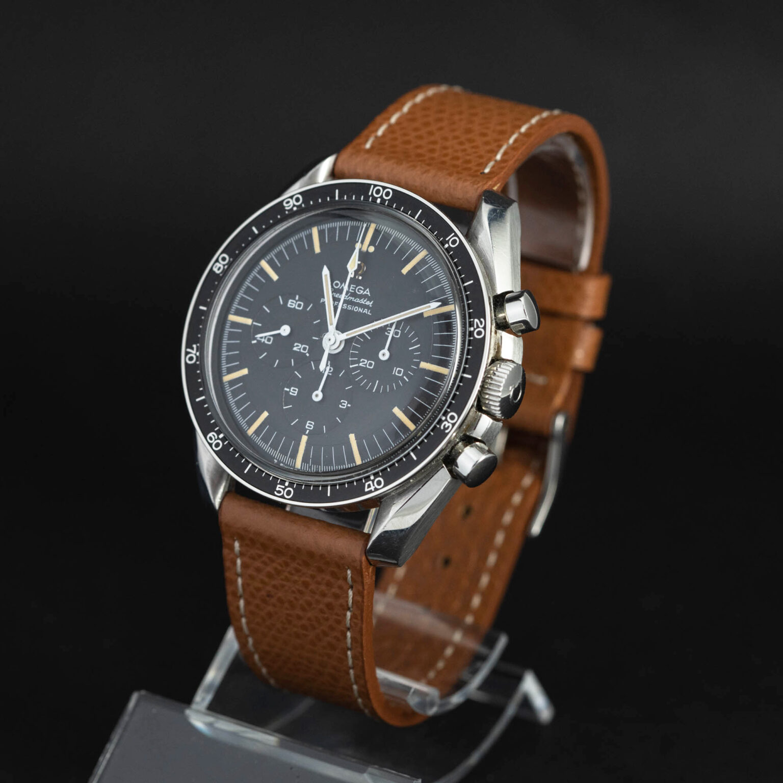 Omega_Speed_Pro_66_CB_Decimal-2-1.jpg