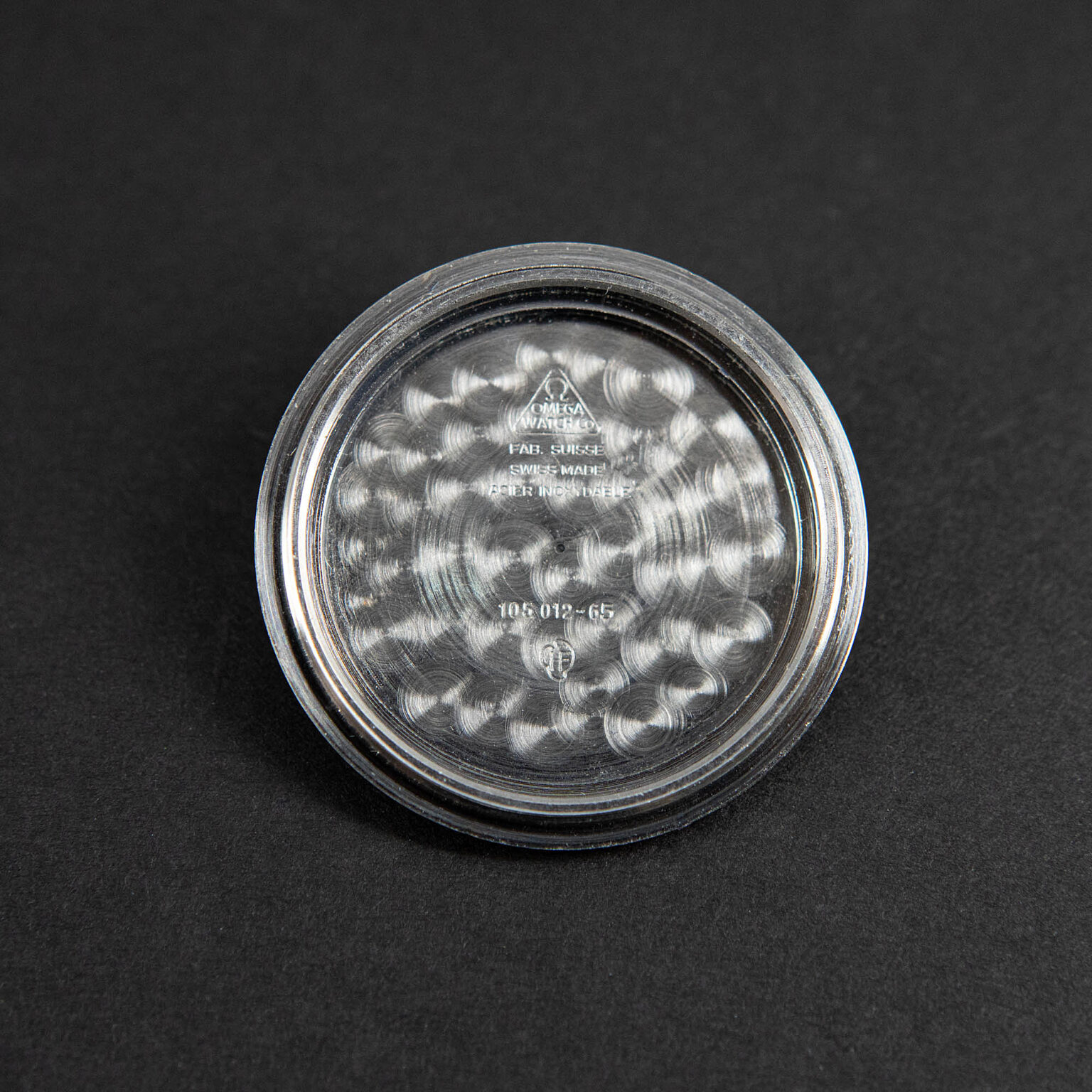 Omega_Speedmaster_105012-65-8.jpg