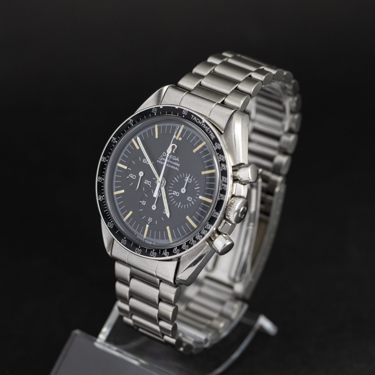 Omega_Speedmaster_67-2.jpg