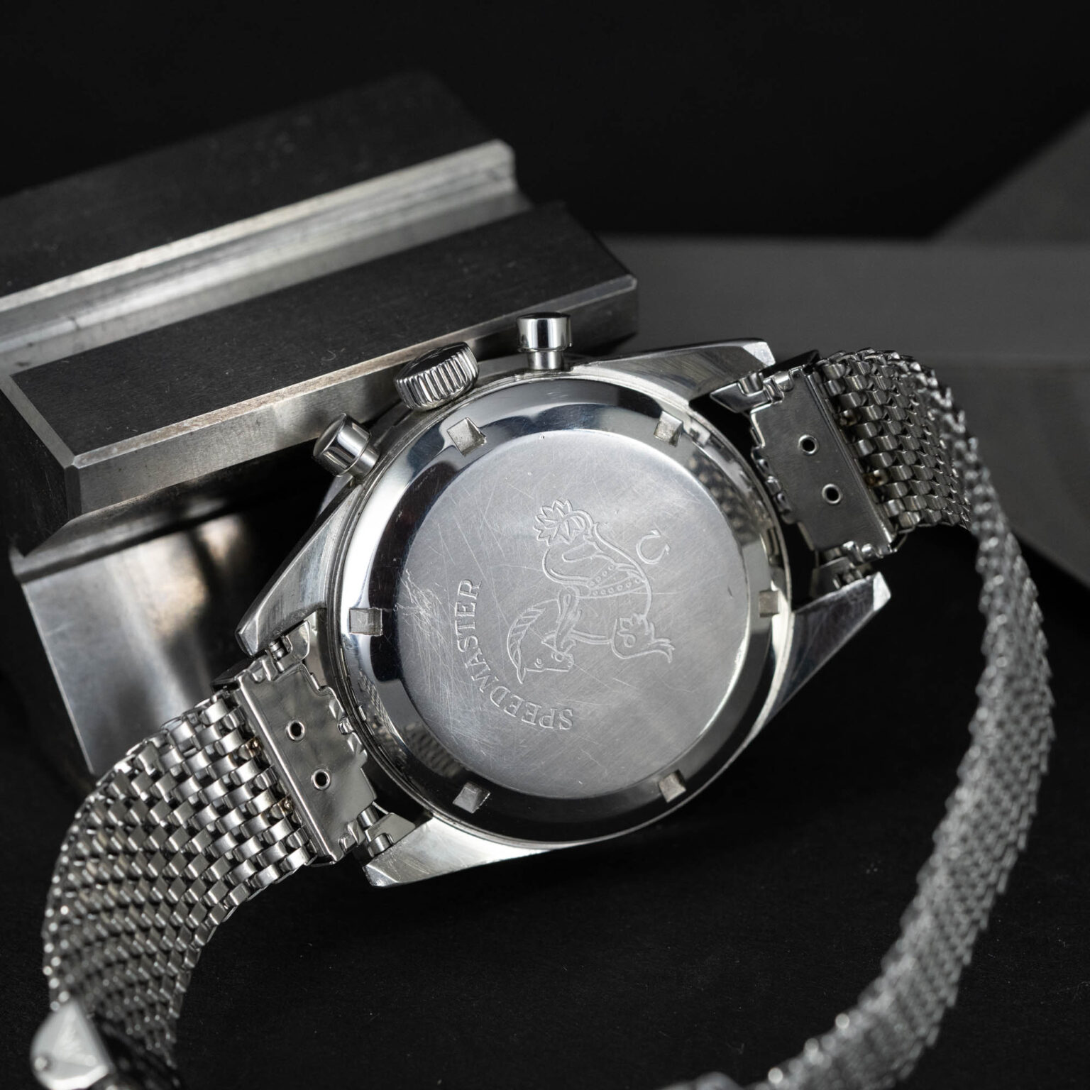 Omega_Speedmaster_Ed-White_105.003-65-7.jpg