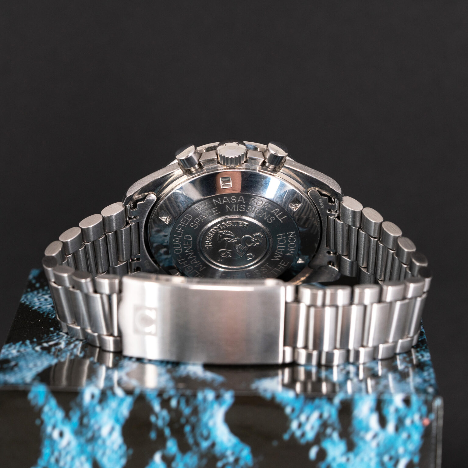 Omega_Speedmaster_Pro_1975-5.jpg