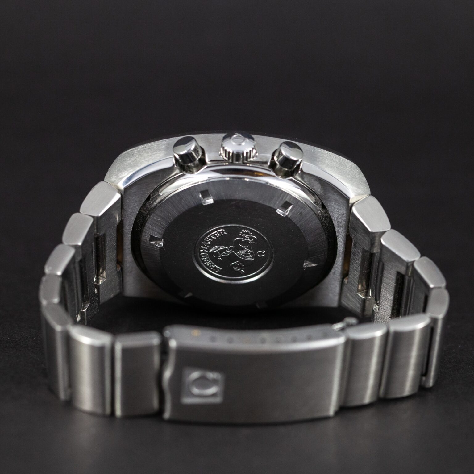 Omega_Speedmaster_Prof_125-6.jpg