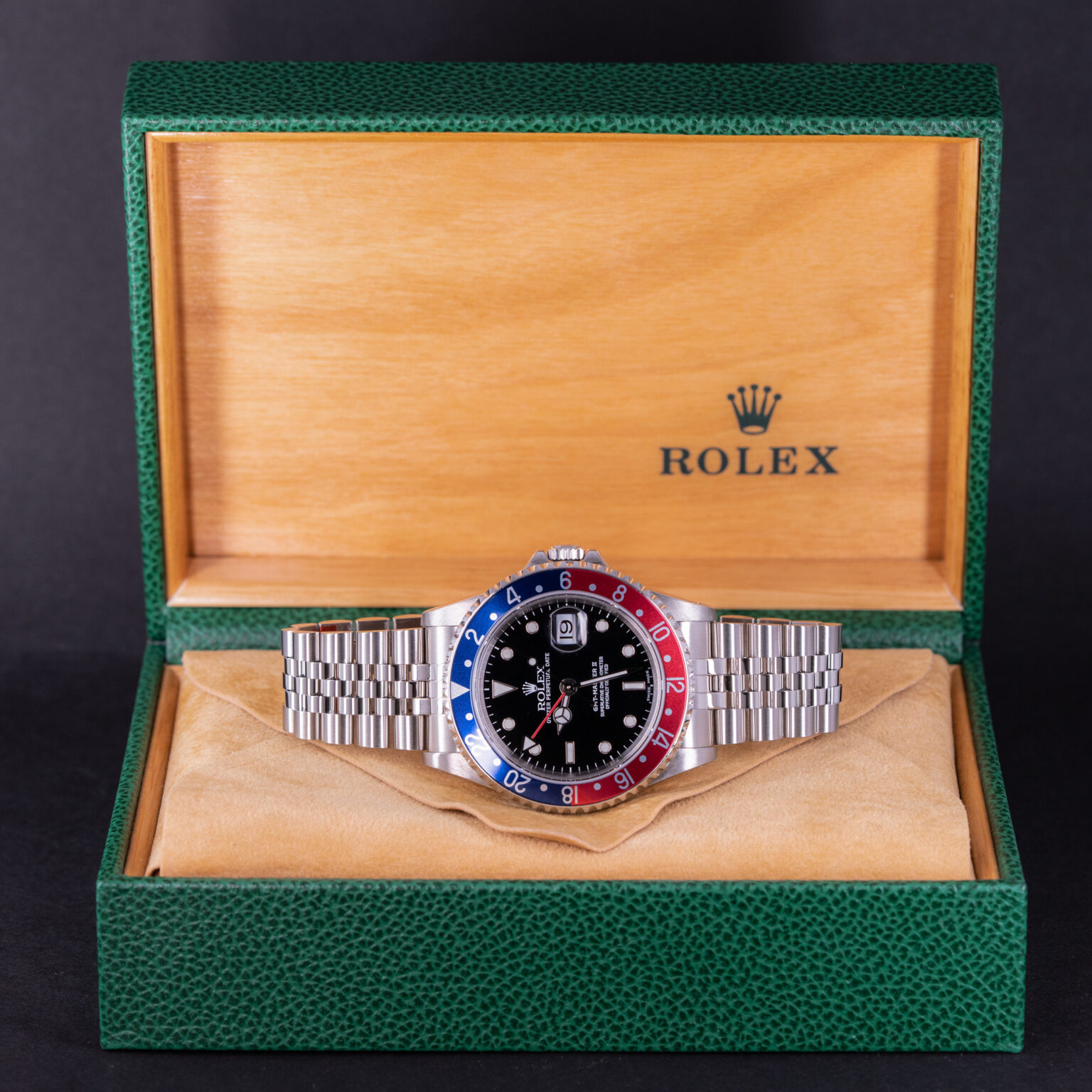 Rolex-GMT-Master-16710-Jubilee.jpg