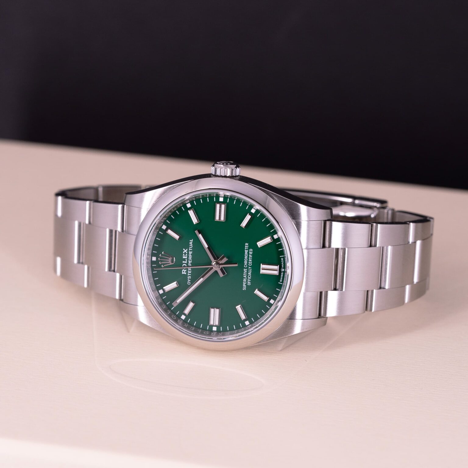 Rolex-OP-Date-126000-Green-2023-4.jpg