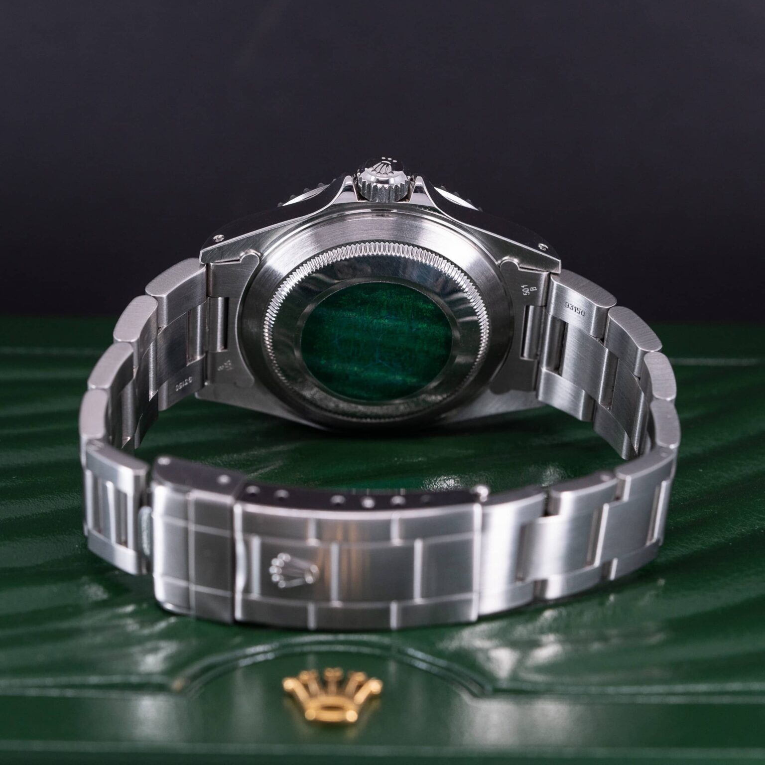 Rolex-Submariner-14060M_2005-2.jpg
