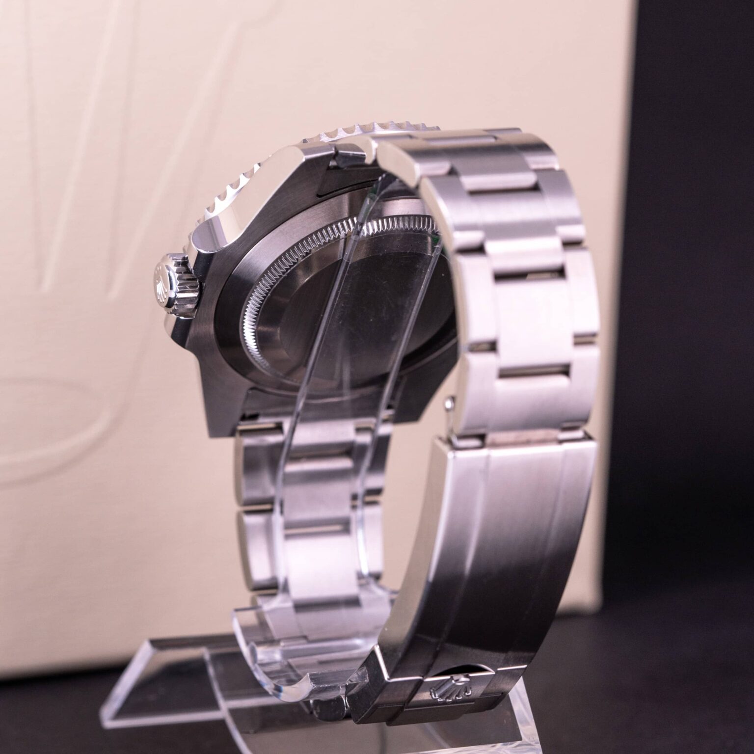 Rolex-Submariner-Hulk-116610LV-2020-6.jpg