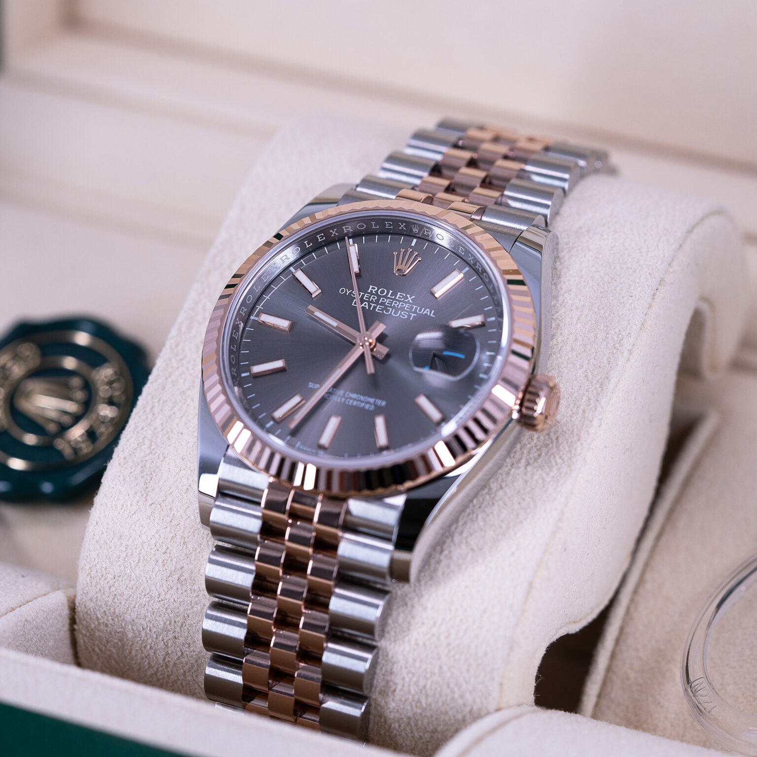 Rolex_Datejust-36_126231_Slate_2022-3.jpg