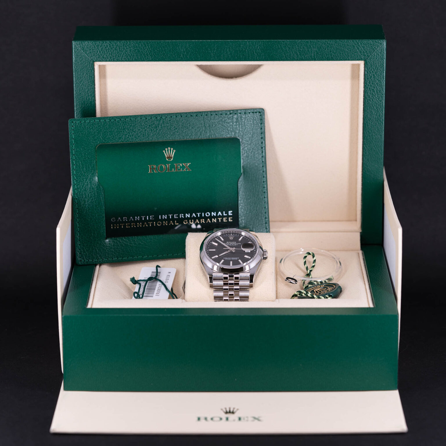 Rolex_Datejust_126200_2021.jpg
