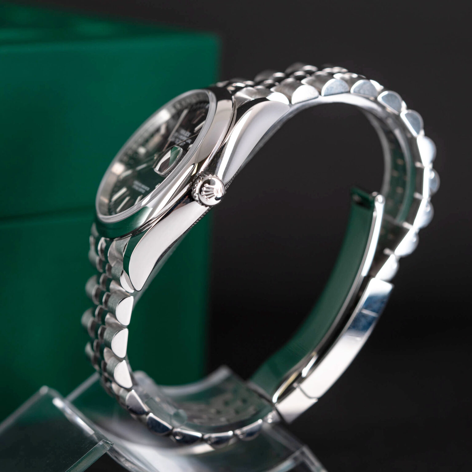 Rolex_Datejust_126200_2021-8.jpg