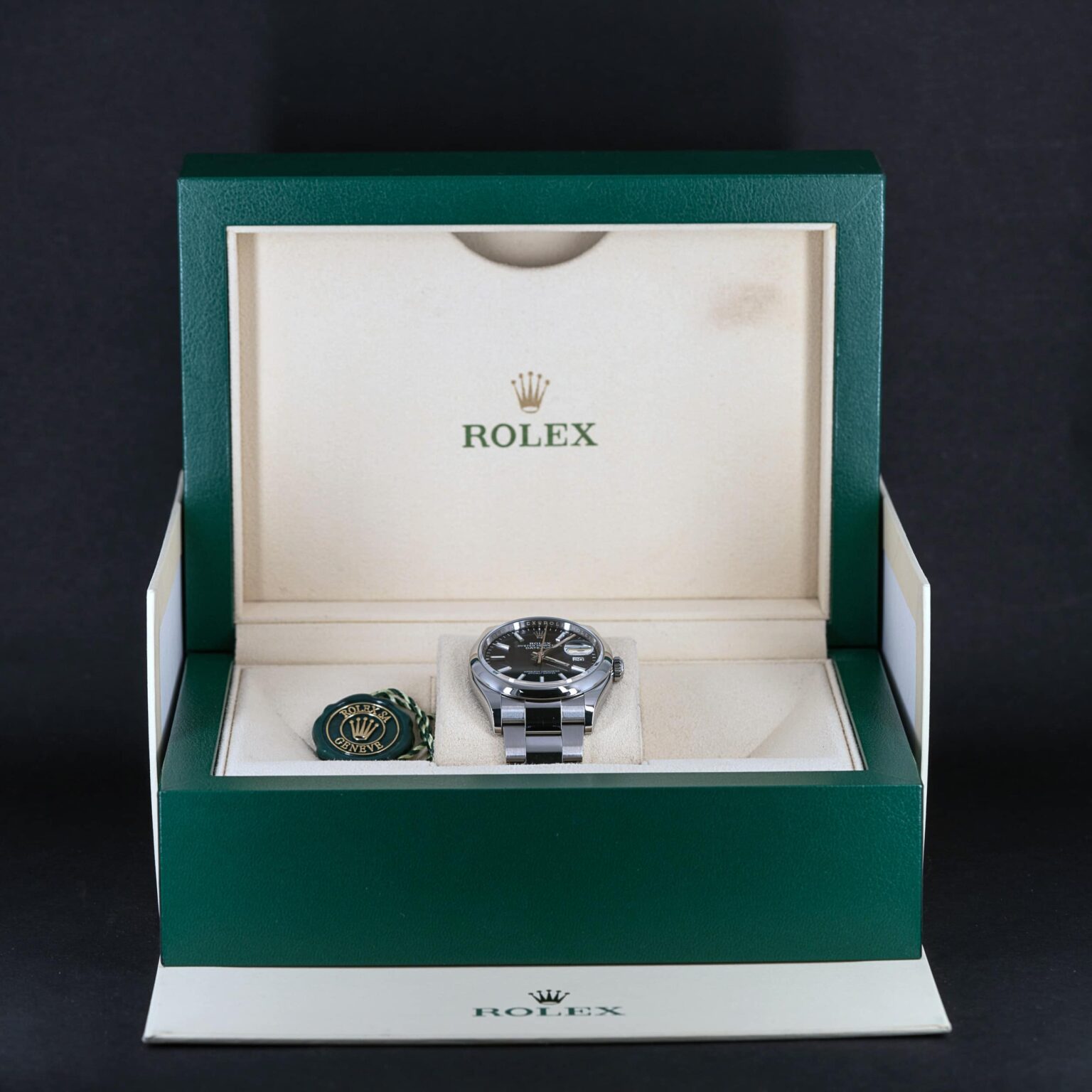 Rolex_Datejust_126200_2022.jpg