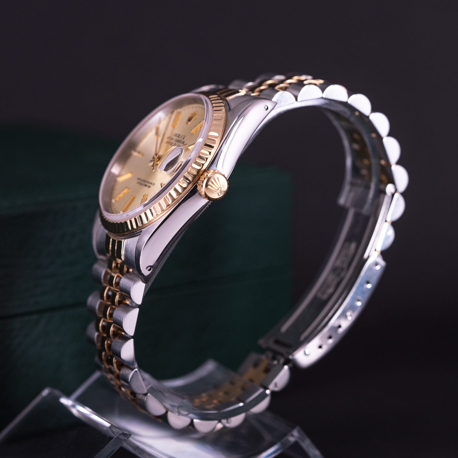 Rolex_Datejust_16233_Tapestry_1991-7.jpg