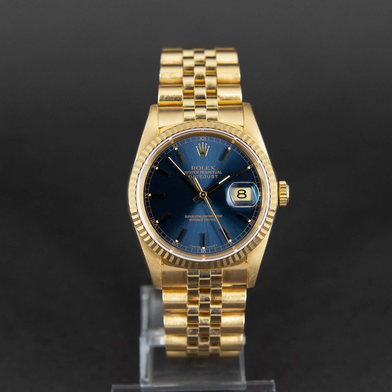 Rolex_Datejust_18k_16238-1.jpg