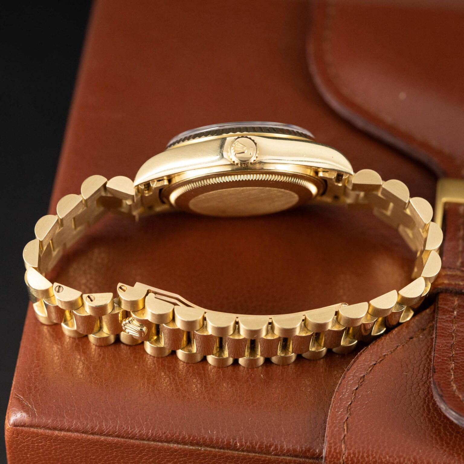 Rolex_Day-Date_18038_1979-3.jpg