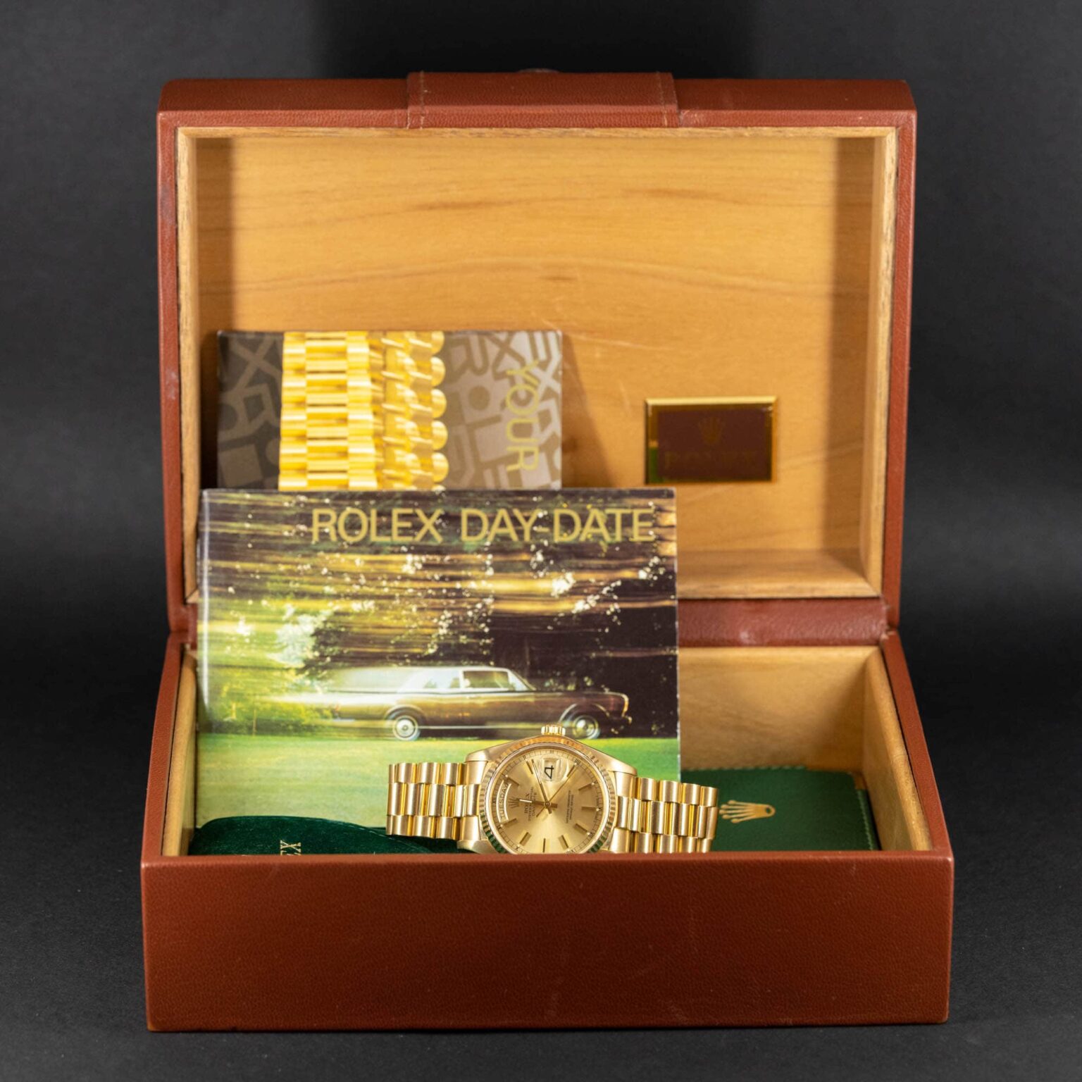 Rolex_Day-Date_18038_1979-4.jpg