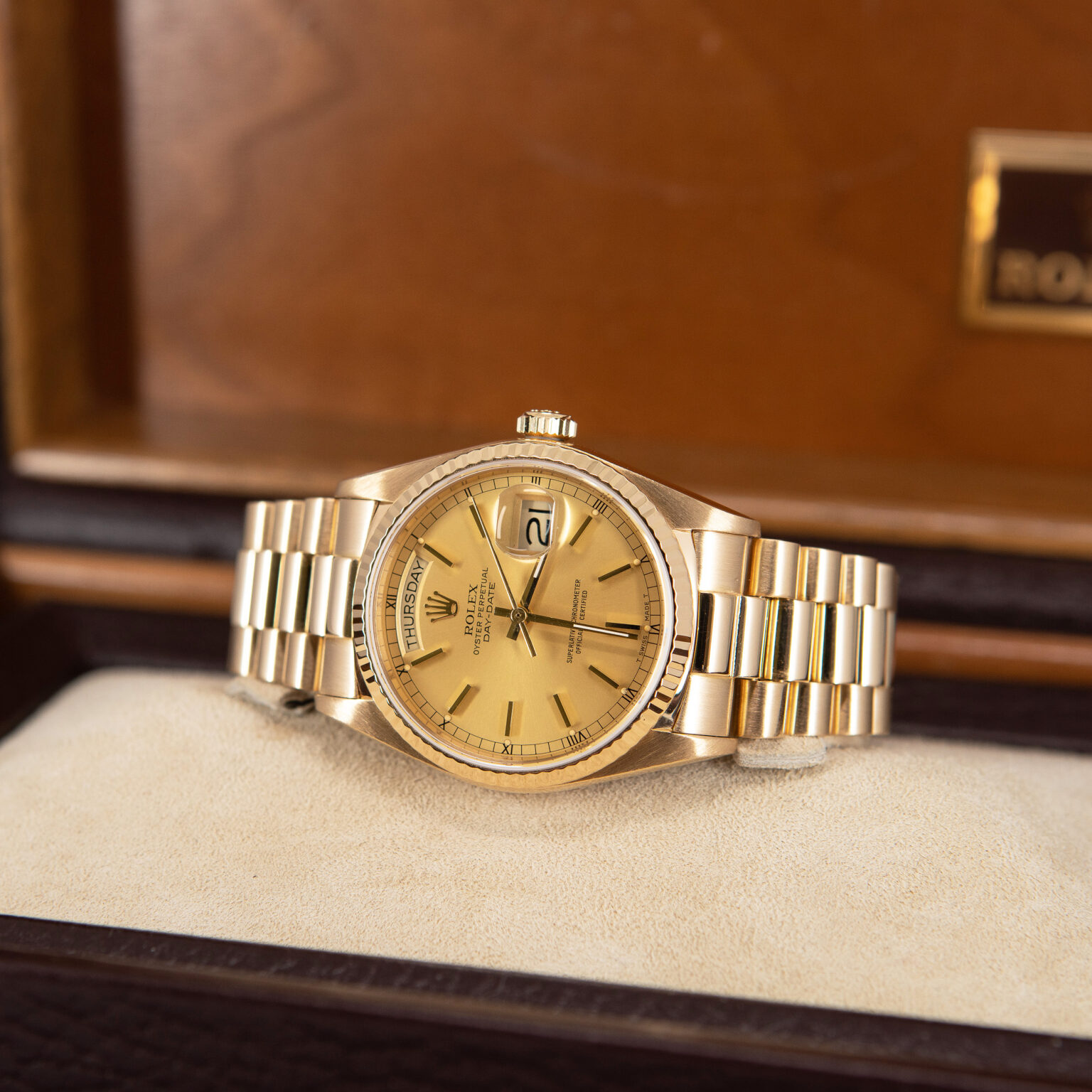 Rolex_Day-Date_18038_1987-12.jpg