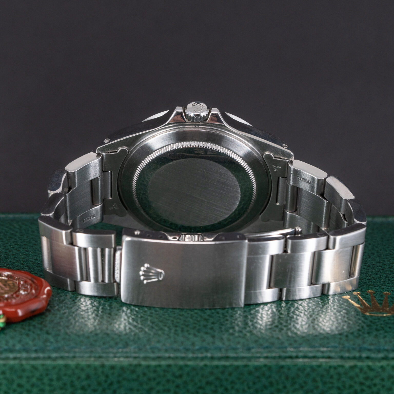 Rolex_Explorer-II_16570_1991-12.jpg