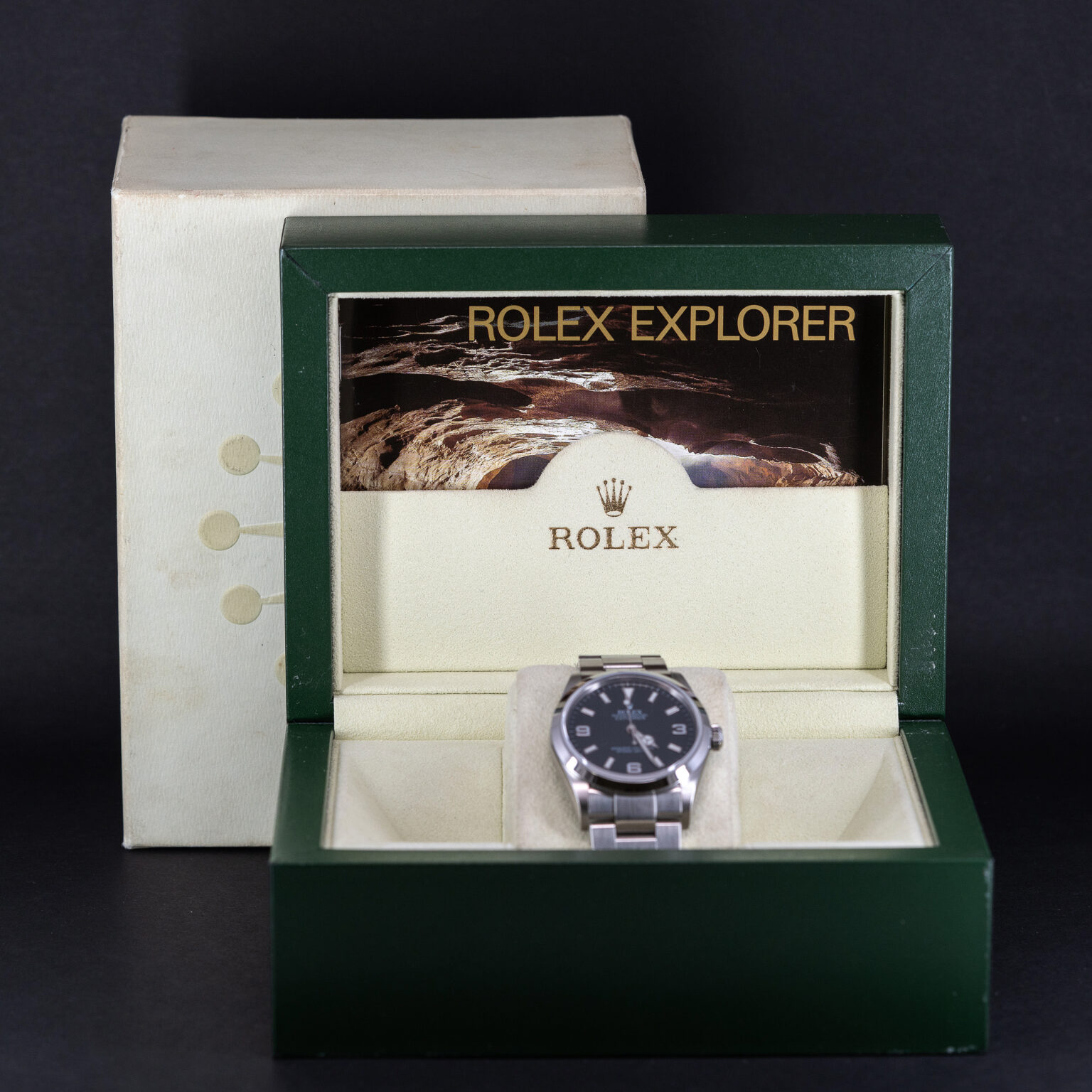 Rolex_Explorer_114270_2001.jpg