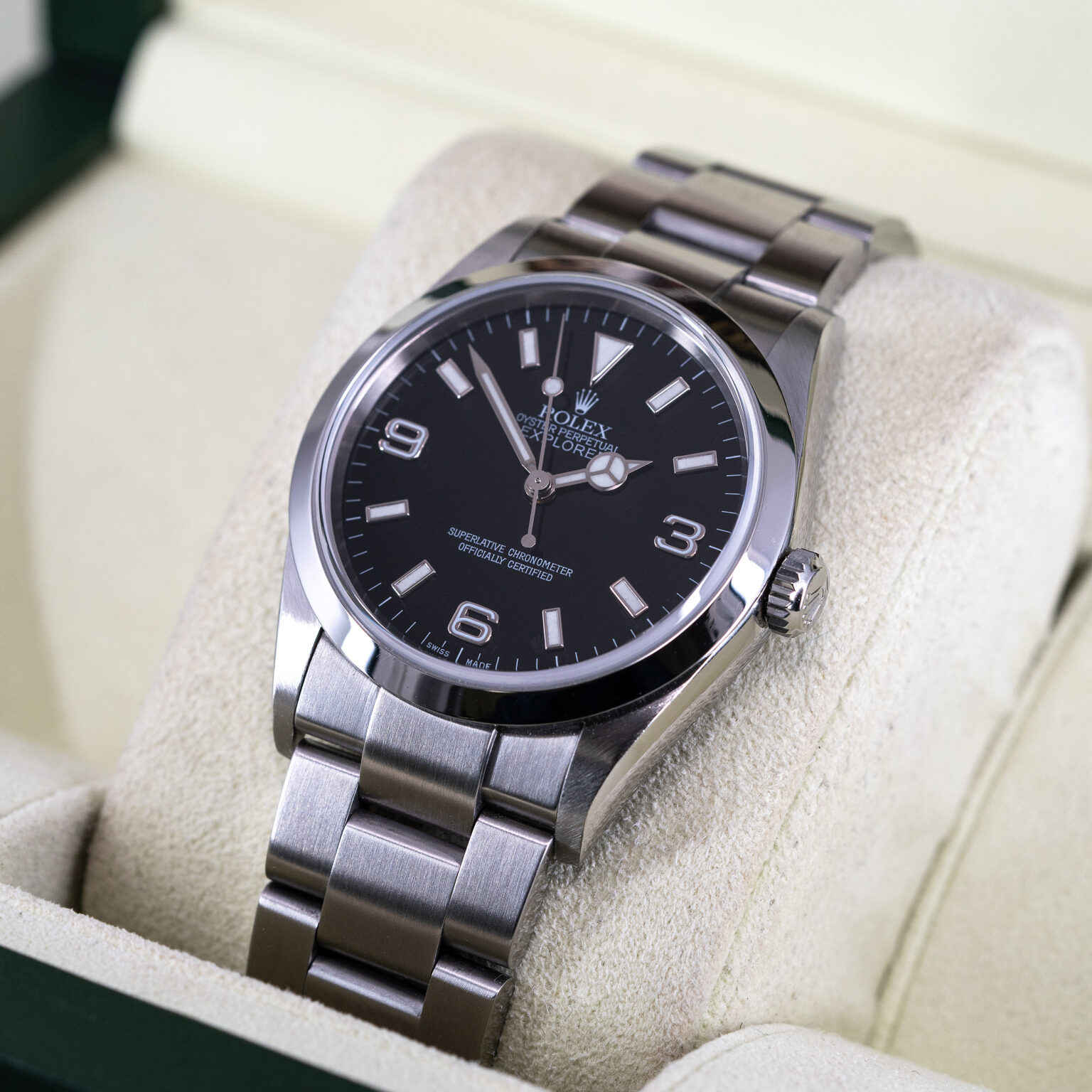 Rolex_Explorer_114270_2001-3.jpg