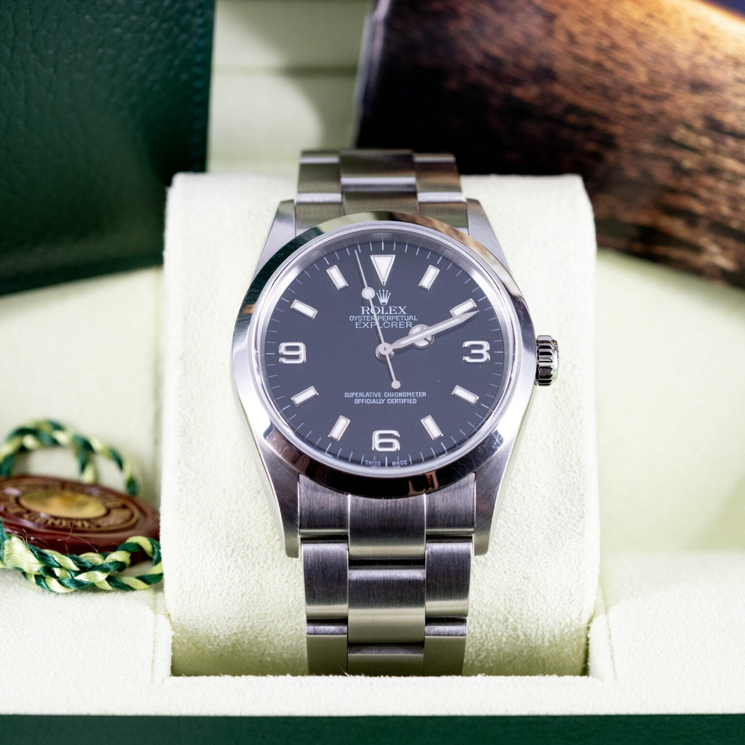 Rolex_Explorer_114270_2006-9.jpg
