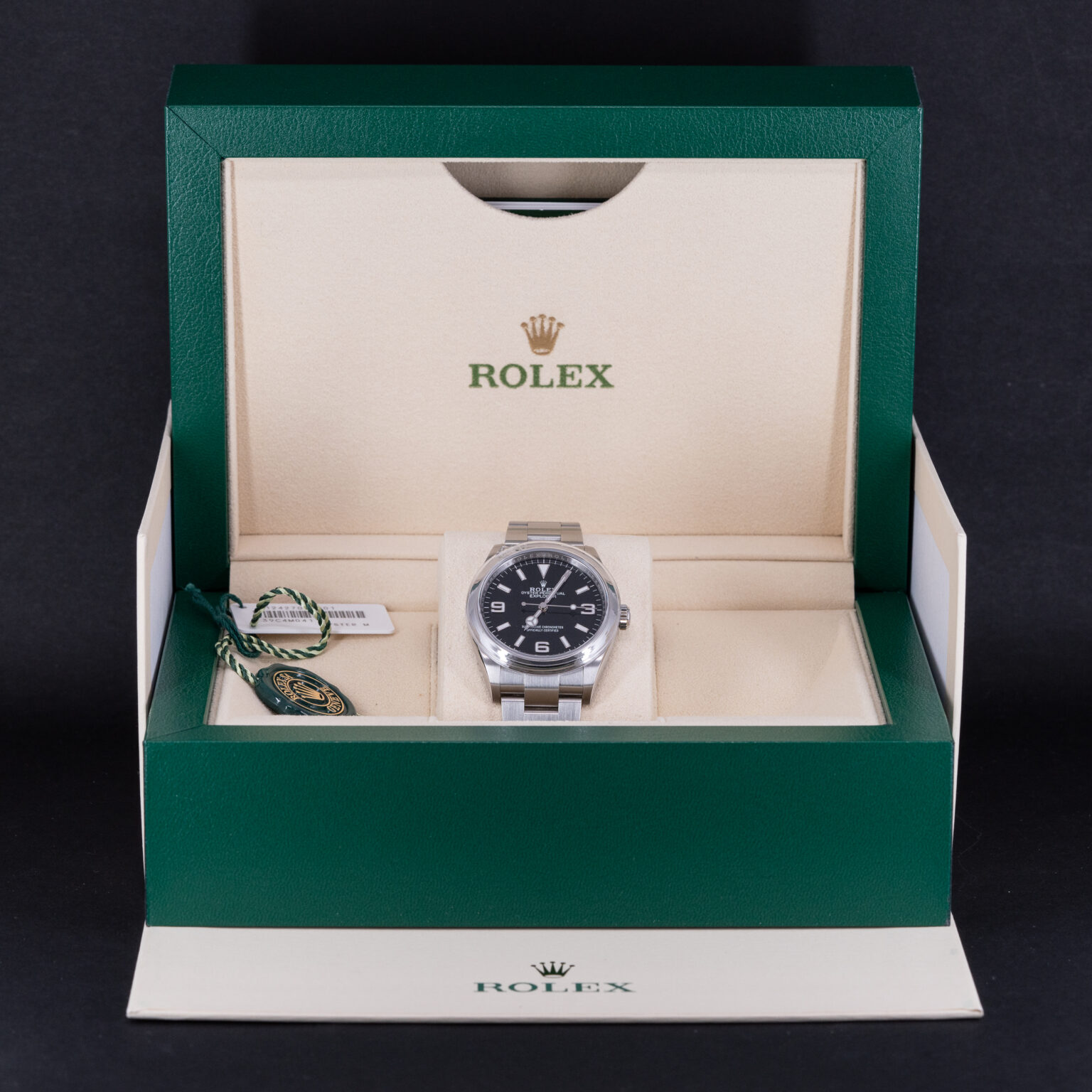 Rolex_Explorer_36_124270_2021.jpg