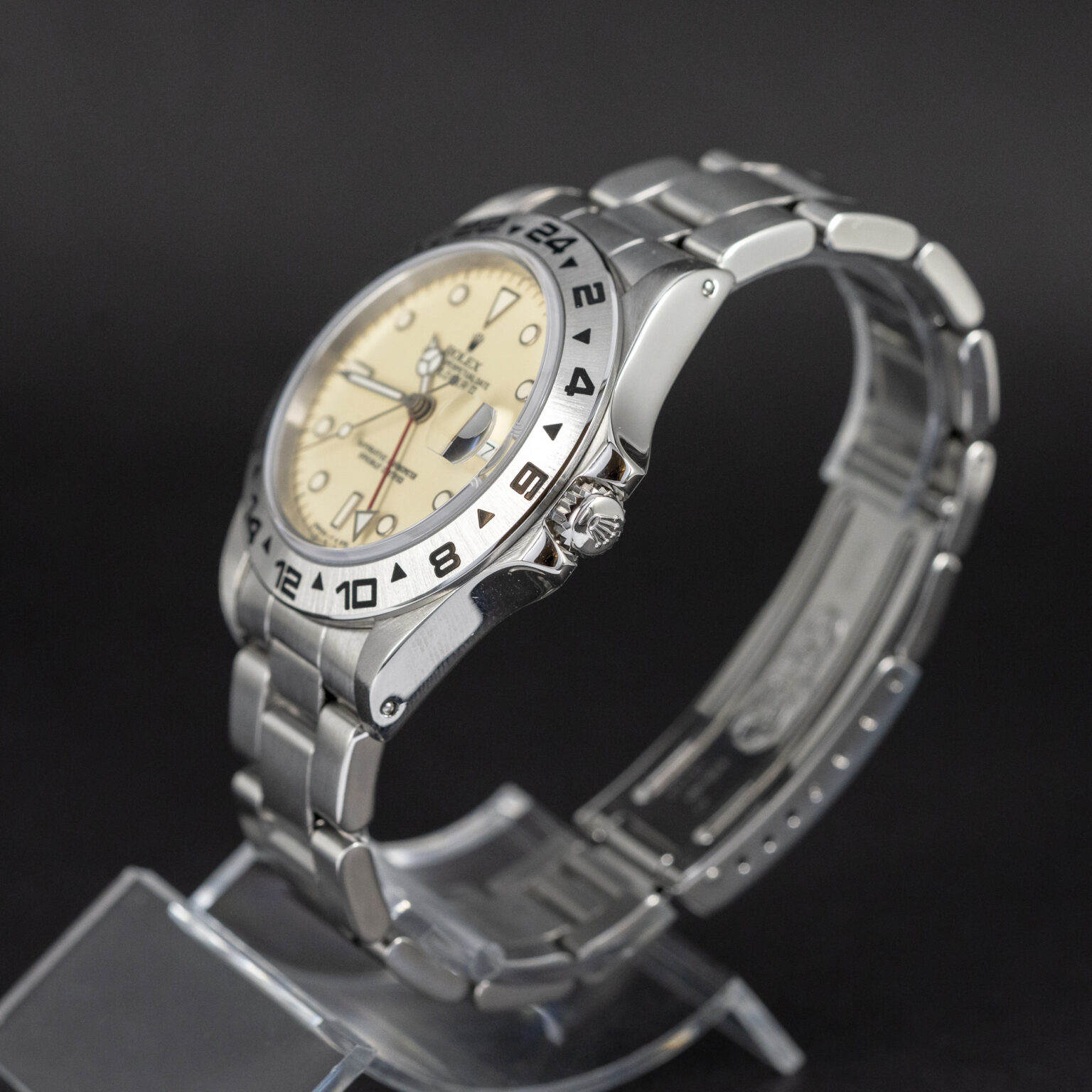 Rolex_Explorer_II_16550_1986-5-2.jpg